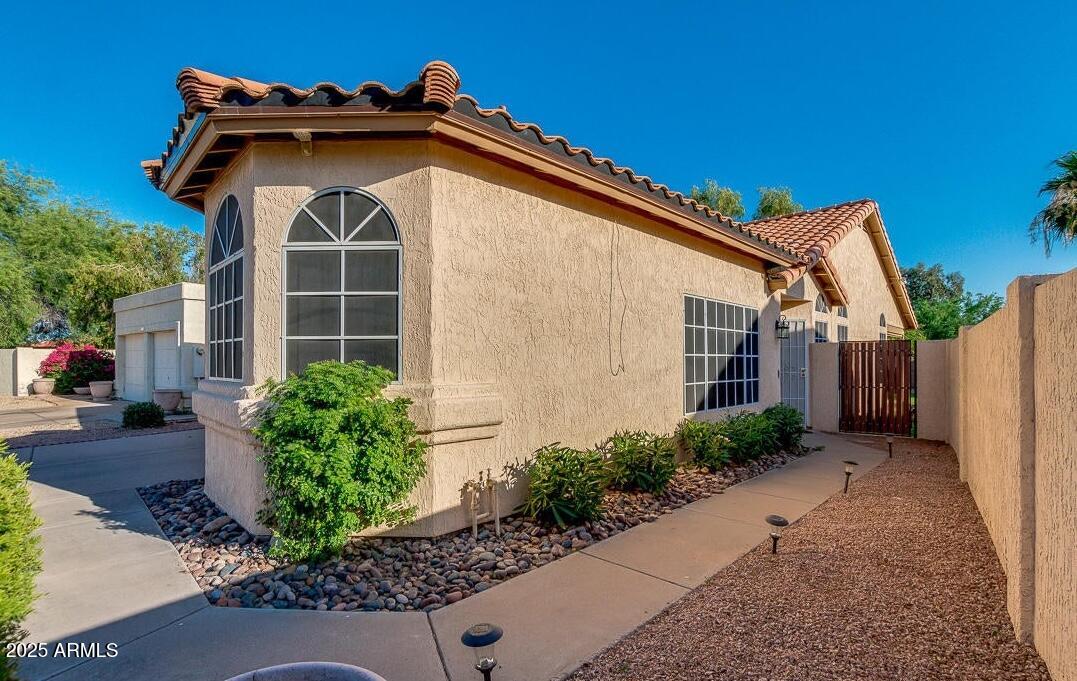 11016 N 111th Place