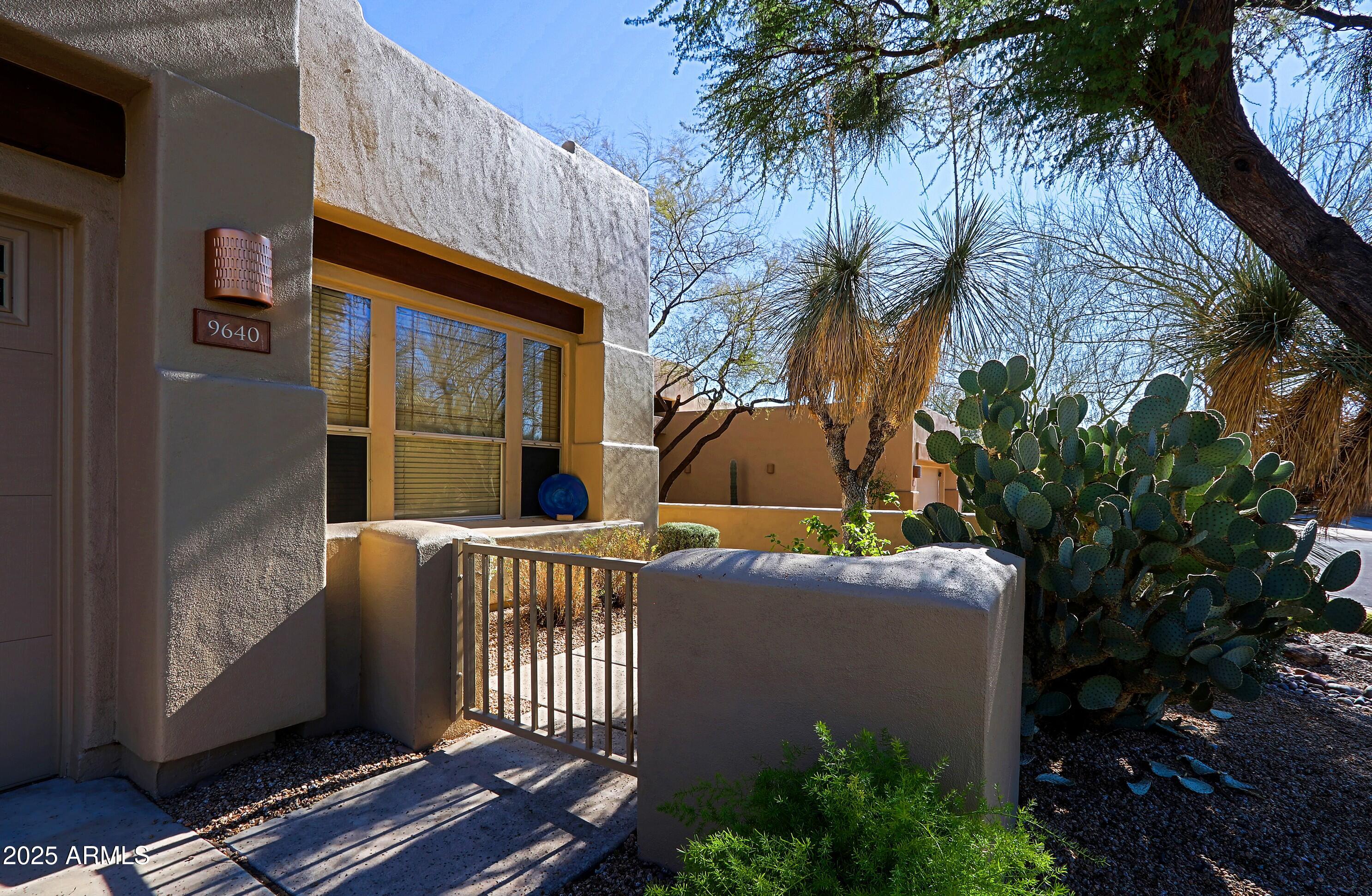 9640 E SIDEWINDER Trail
