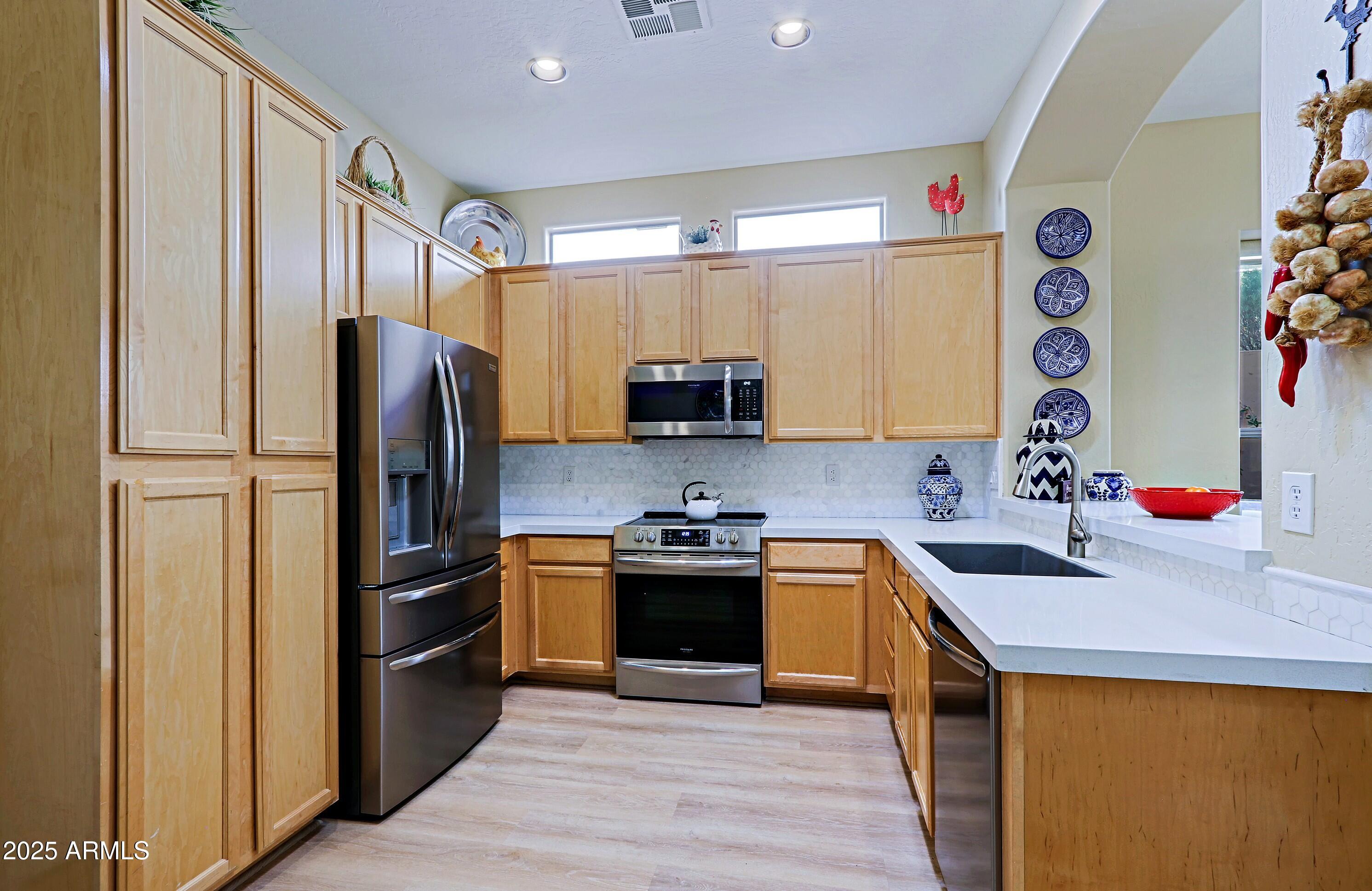 9640 E SIDEWINDER Trail