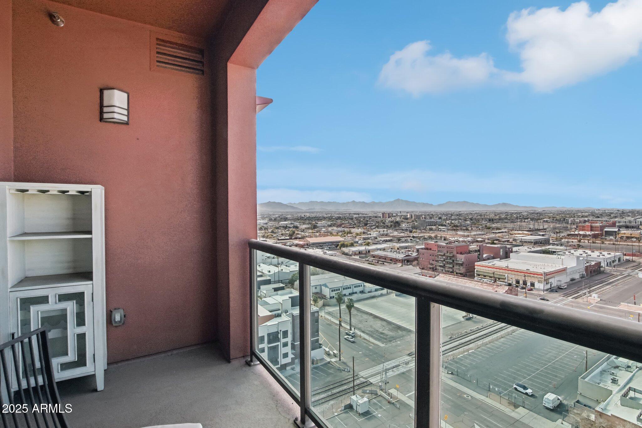 310 S 4TH Street 1504