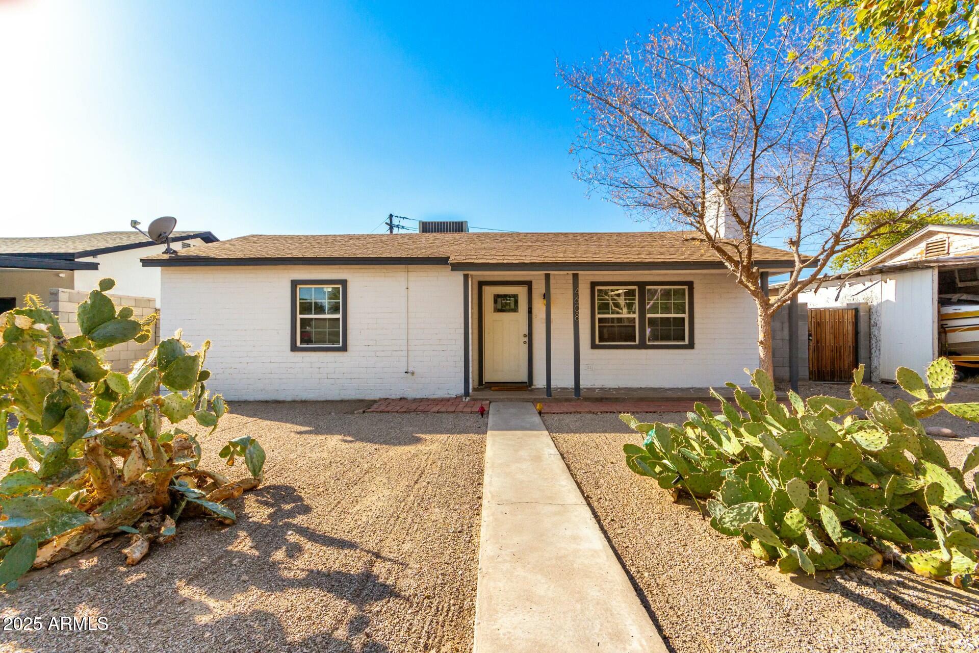 4608 N 12th Place