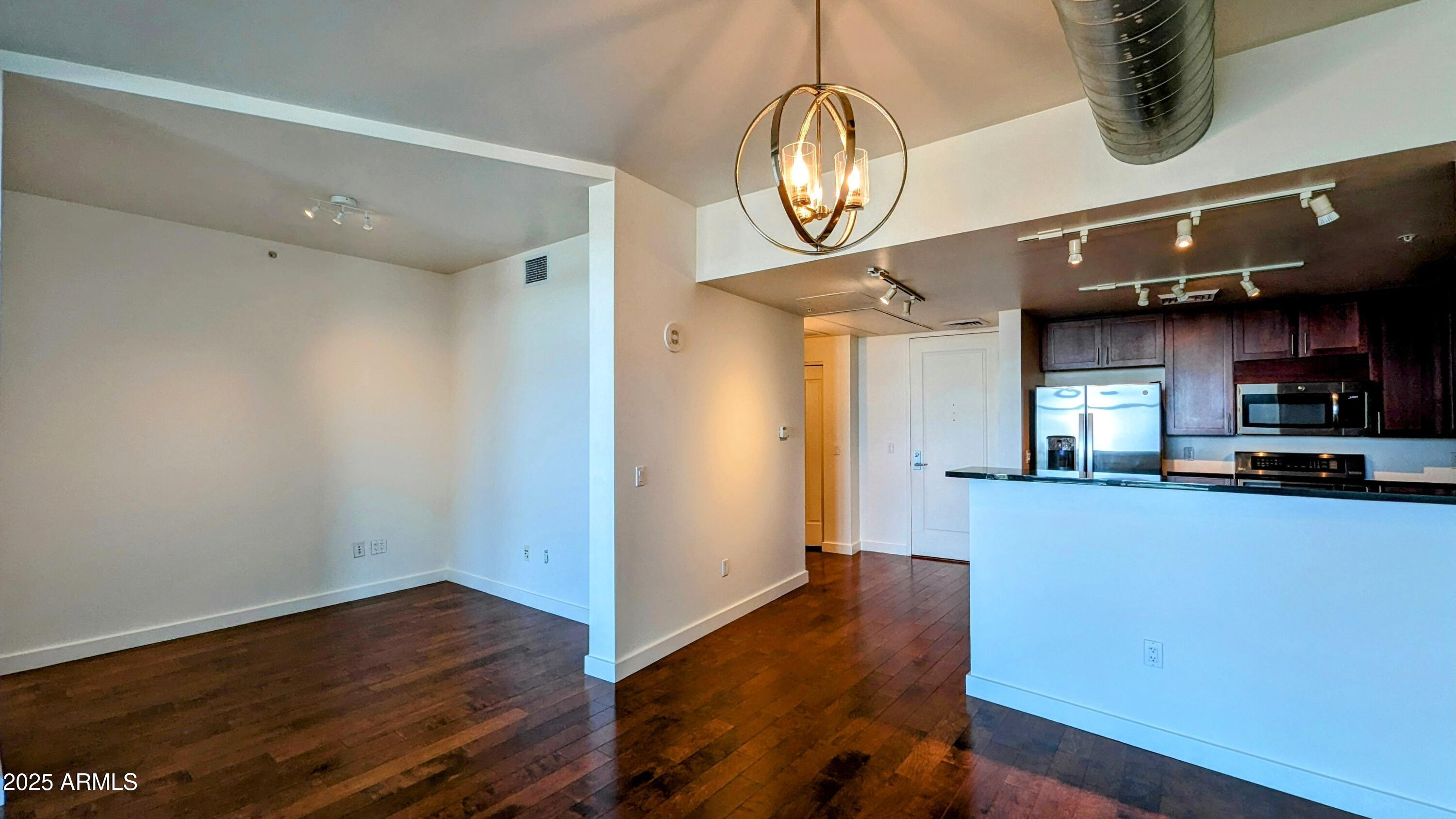 310 S 4TH Street 2202