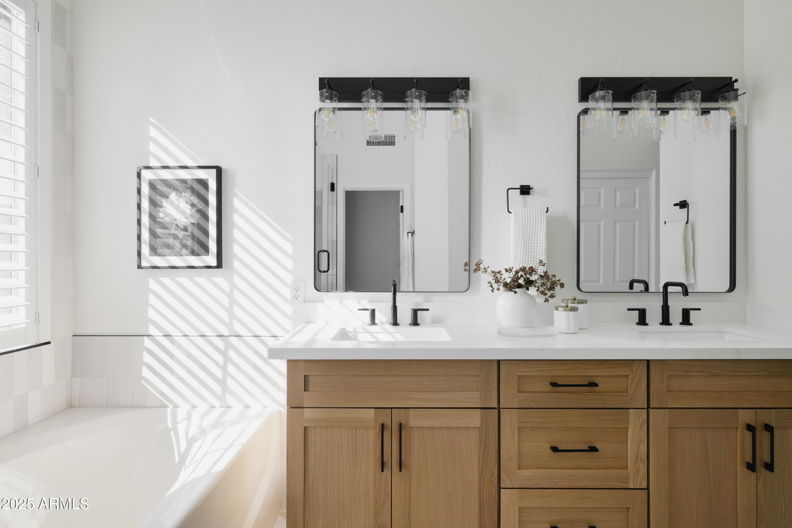 3950 S CACTUS WREN Drive