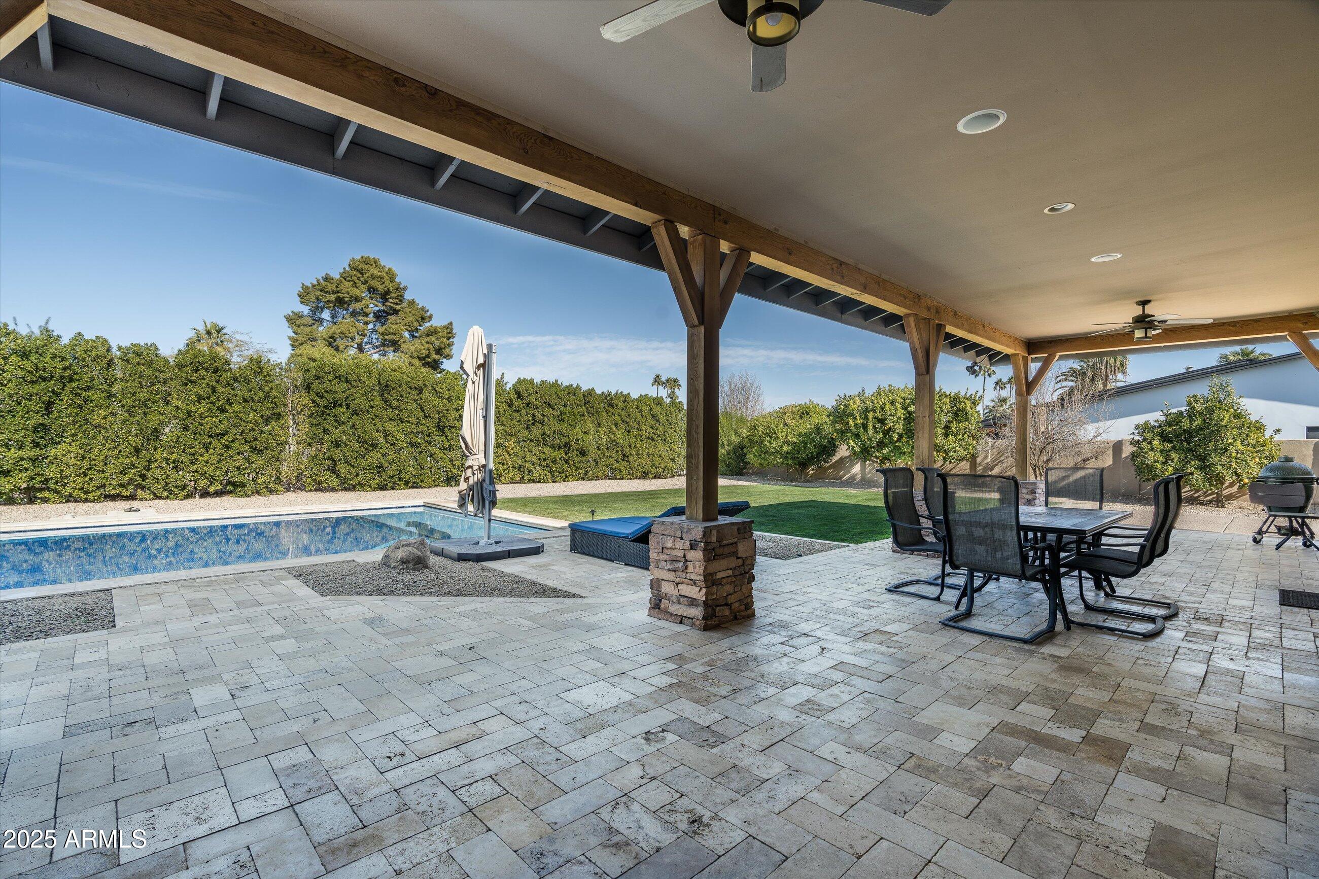 7254 E VISTA Drive