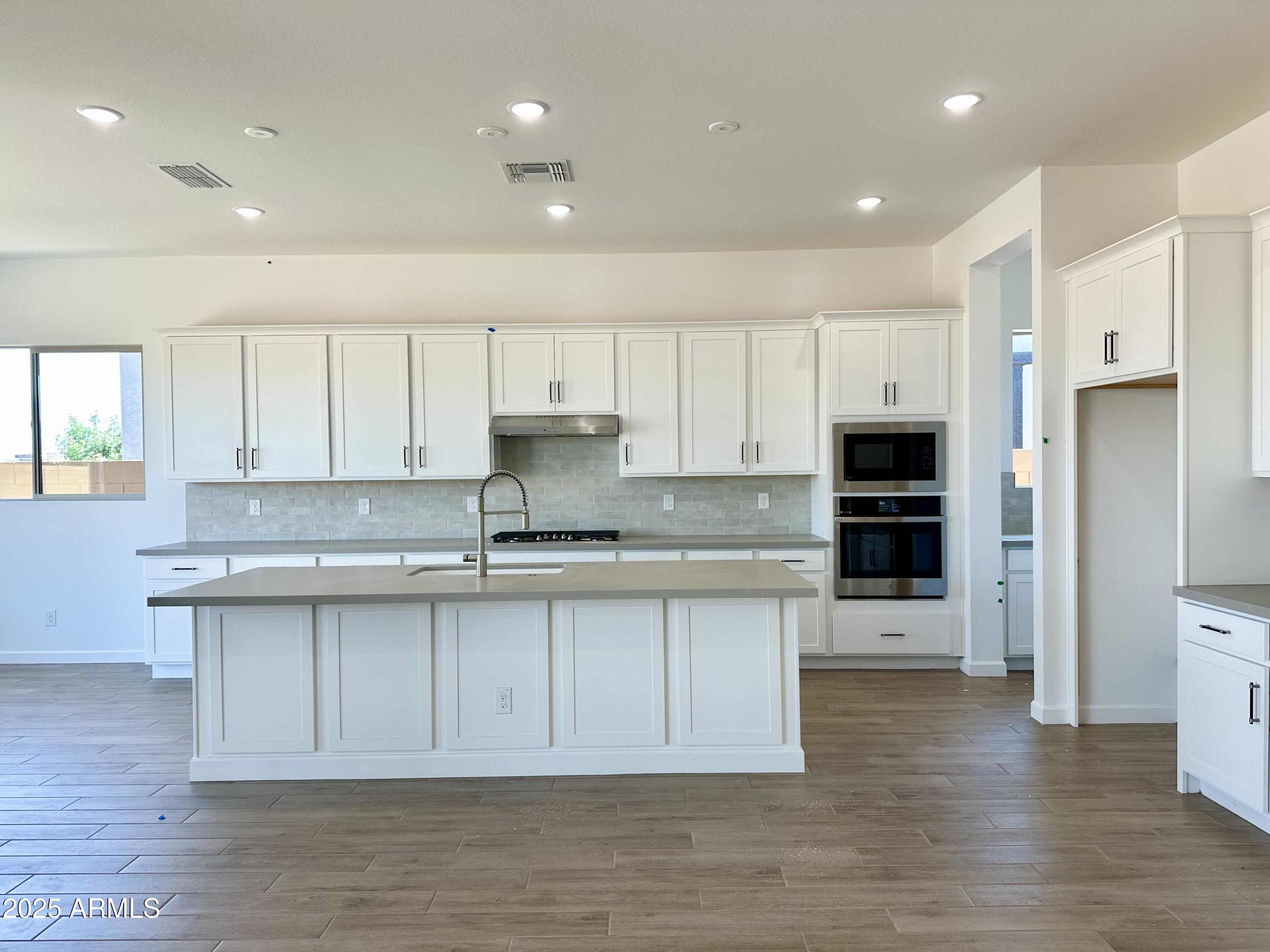 22708 E LORDS Way
