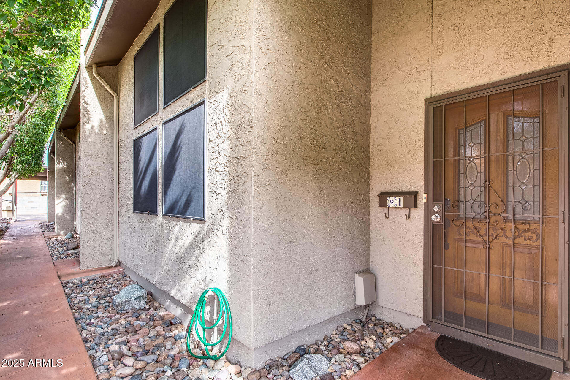 7858 E Glenrosa Avenue