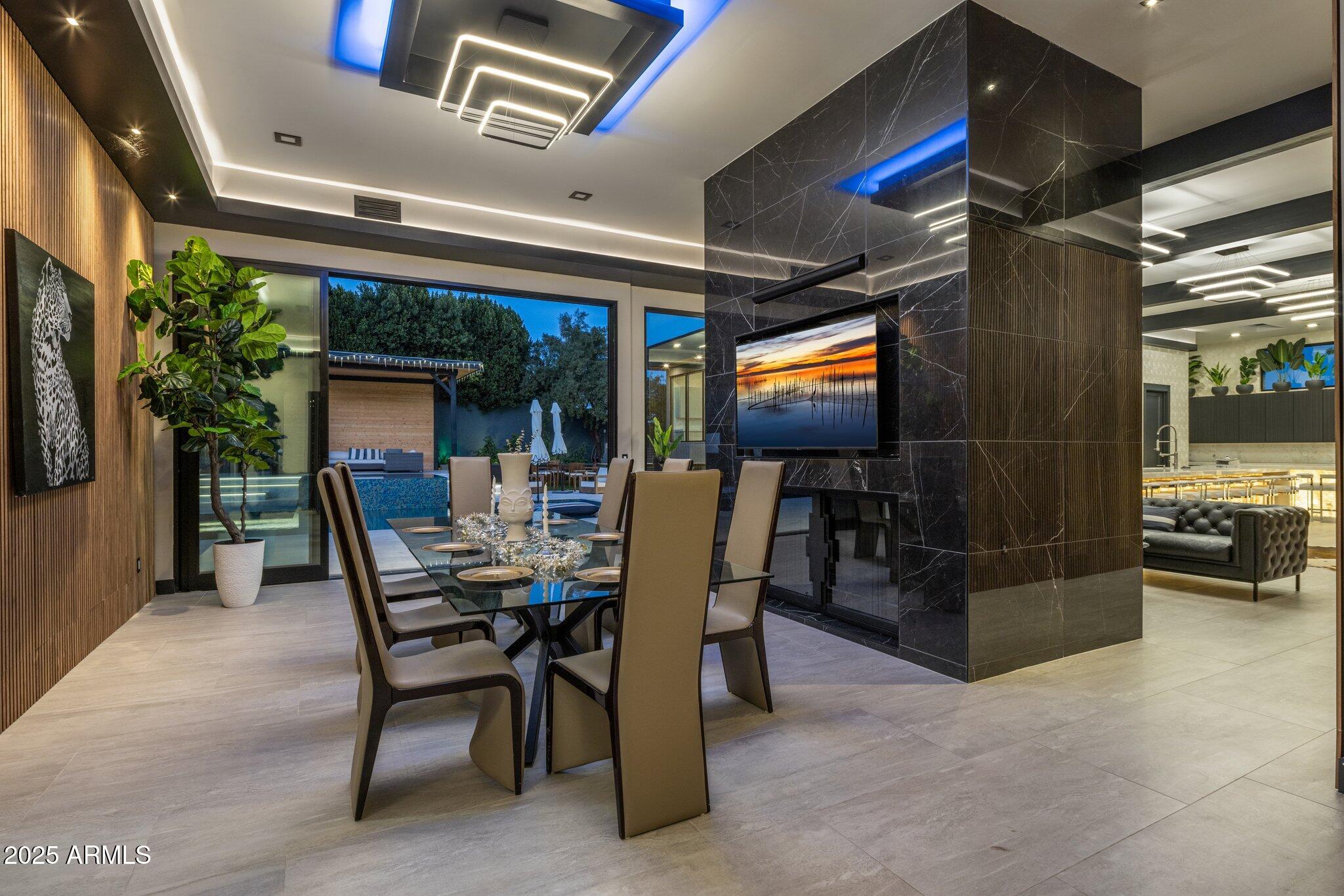 7223 N Black Rock Trail