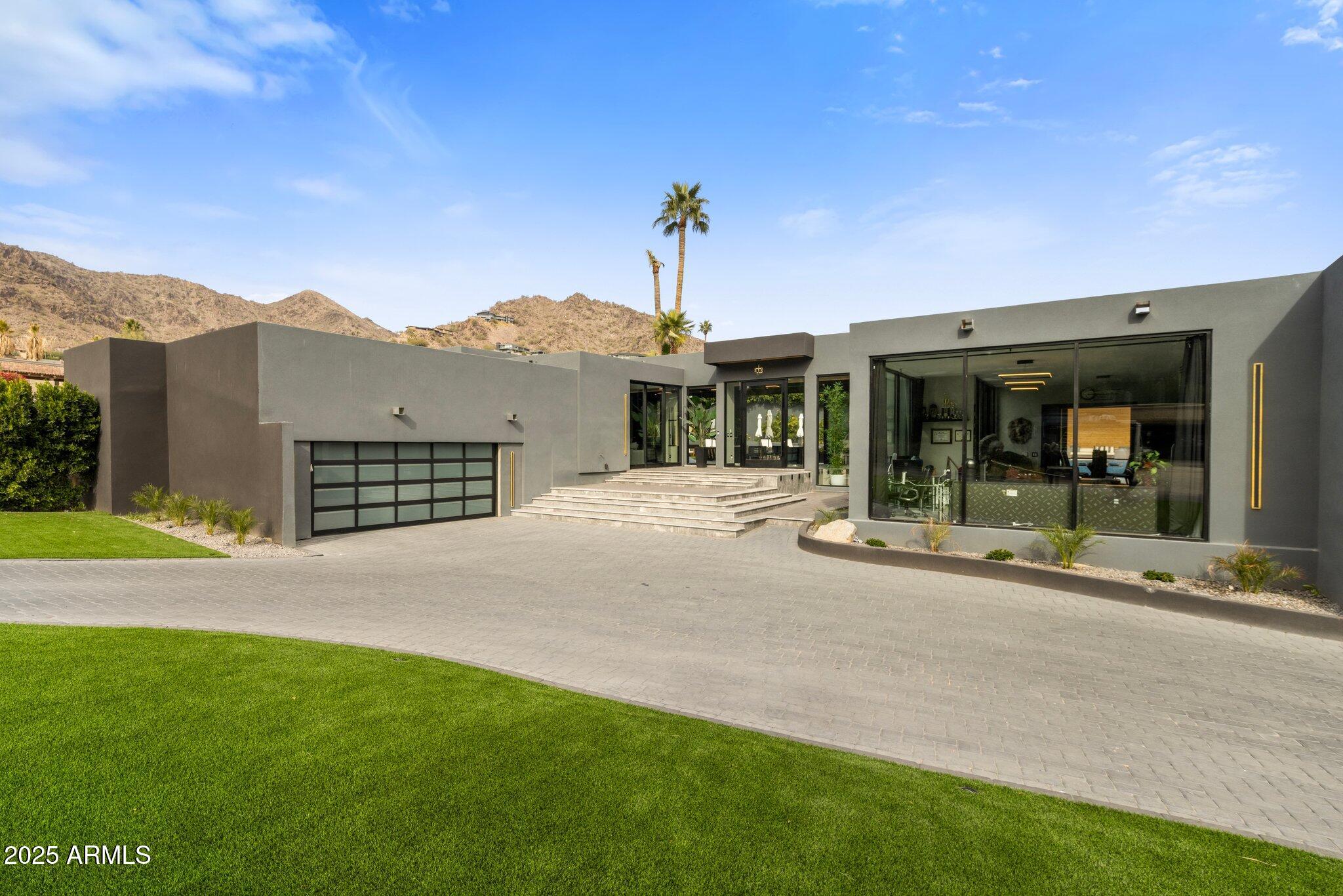 7223 N Black Rock Trail