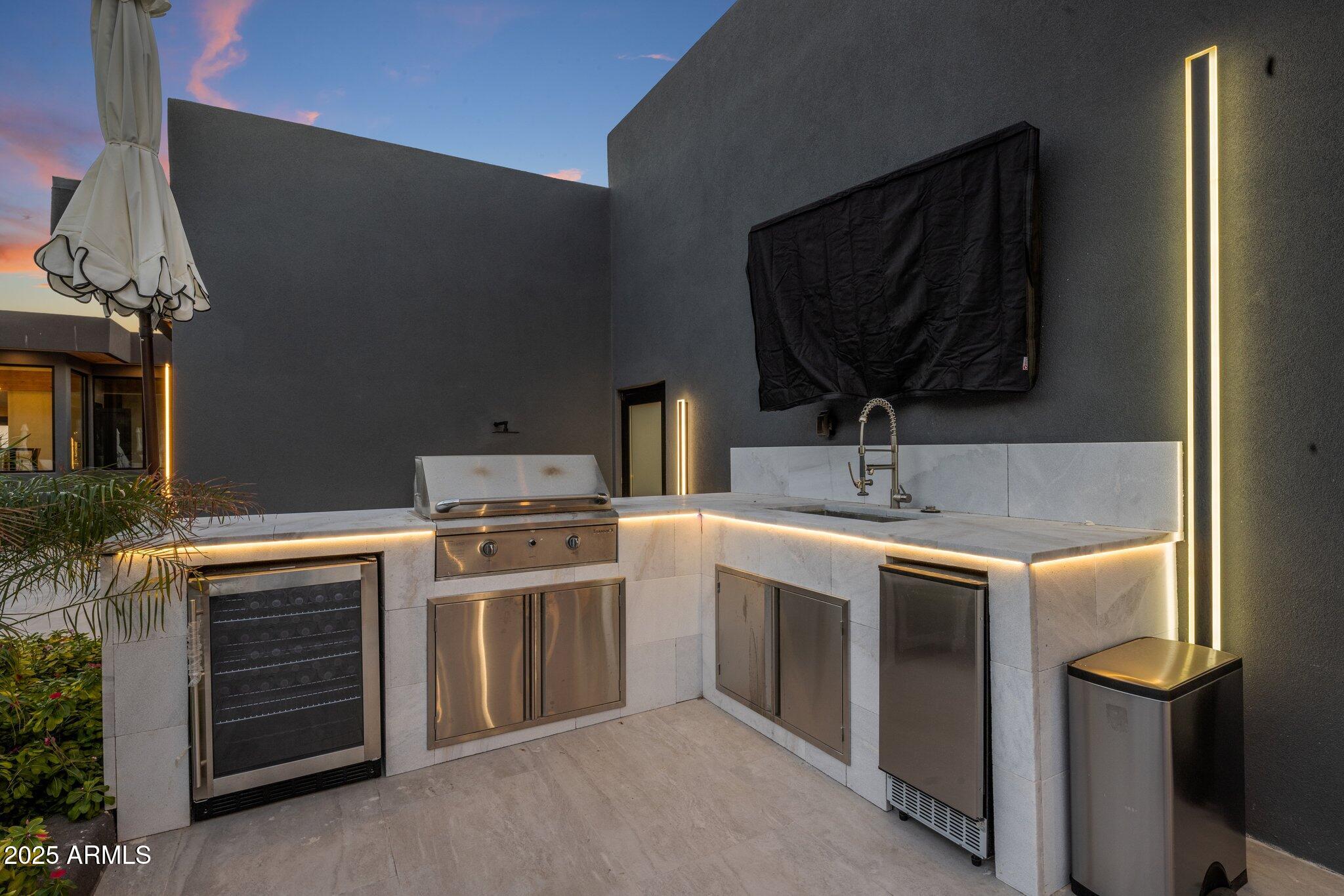 7223 N Black Rock Trail