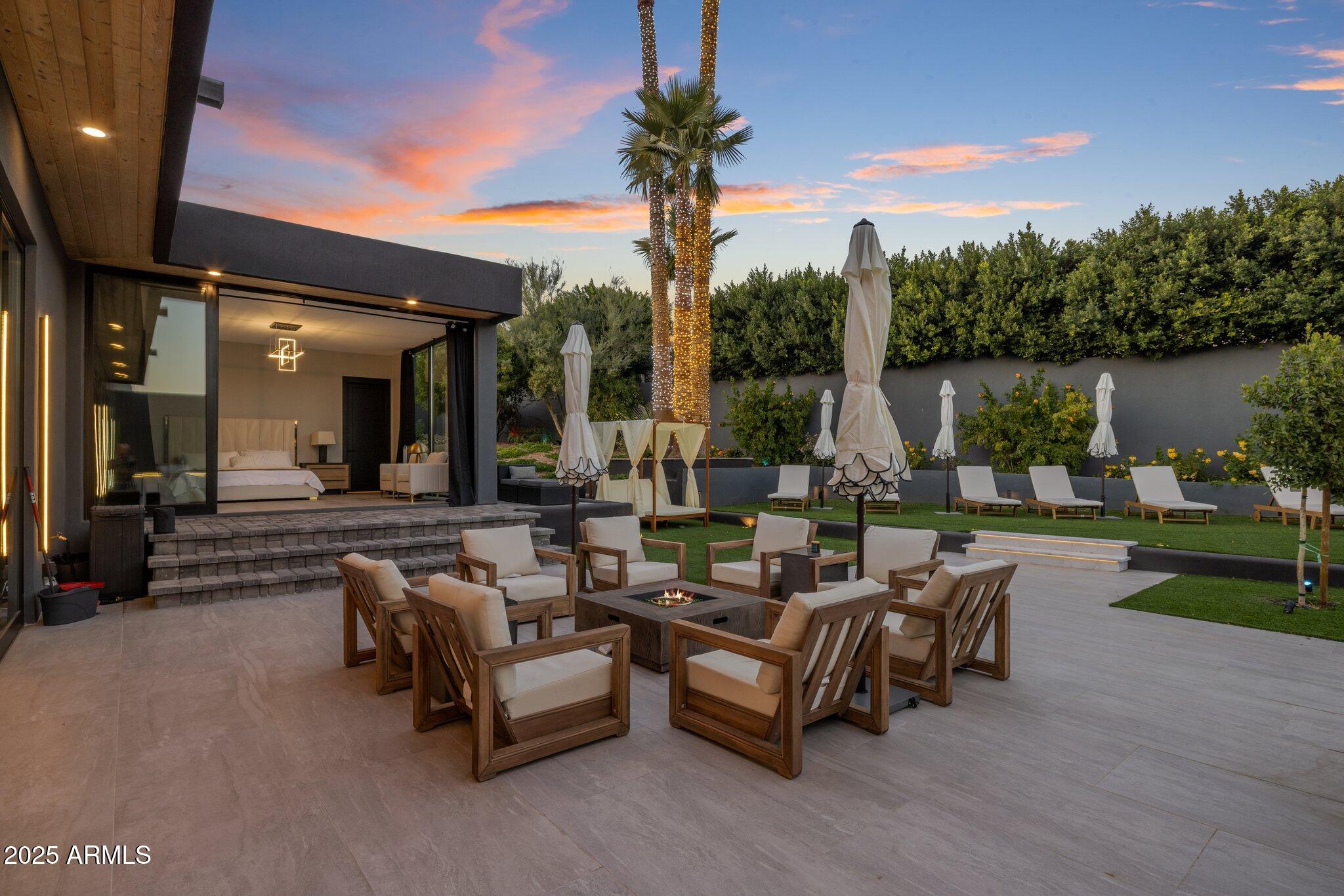 7223 N Black Rock Trail