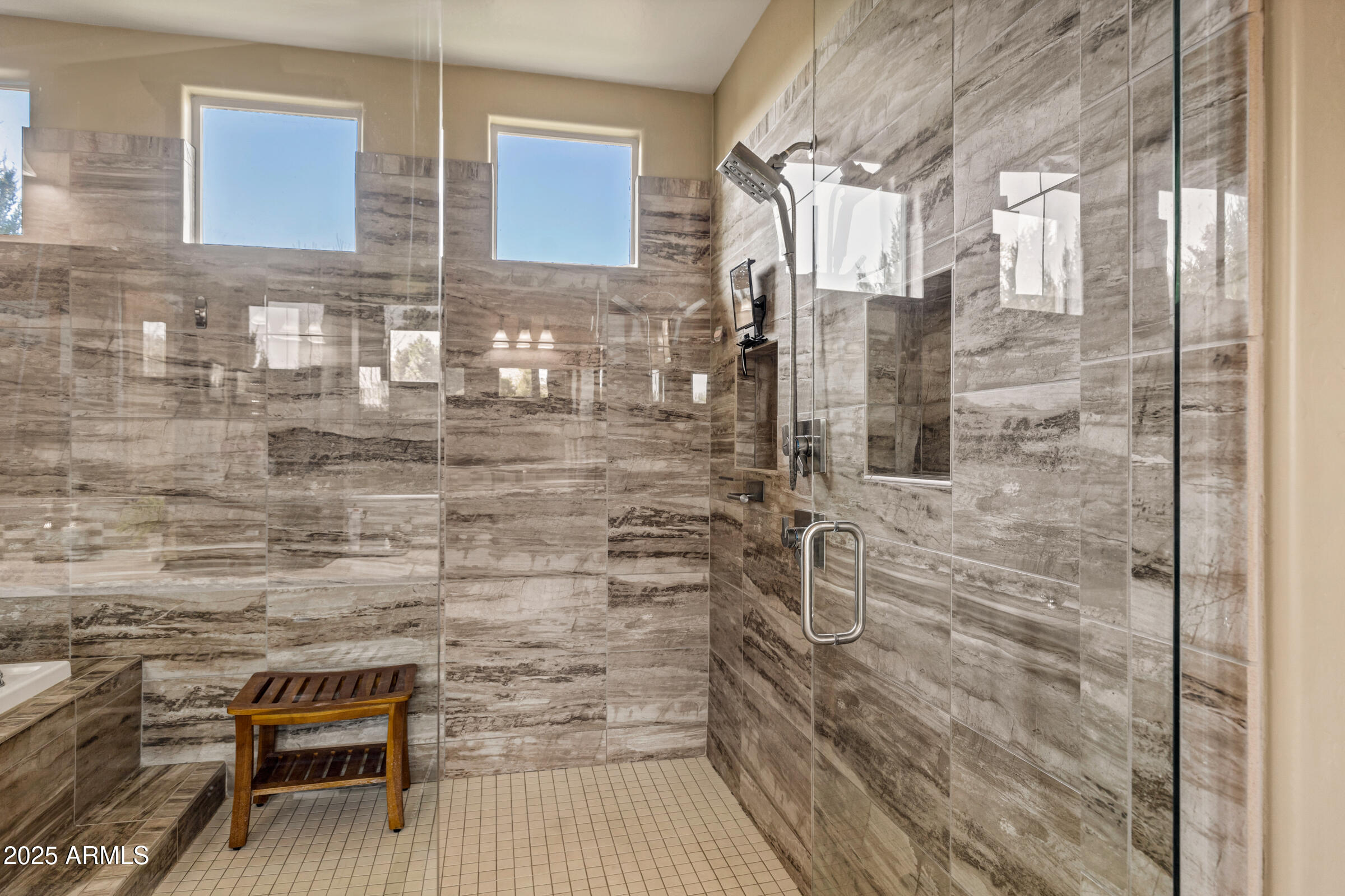 1783 E DESERT BROOM Place