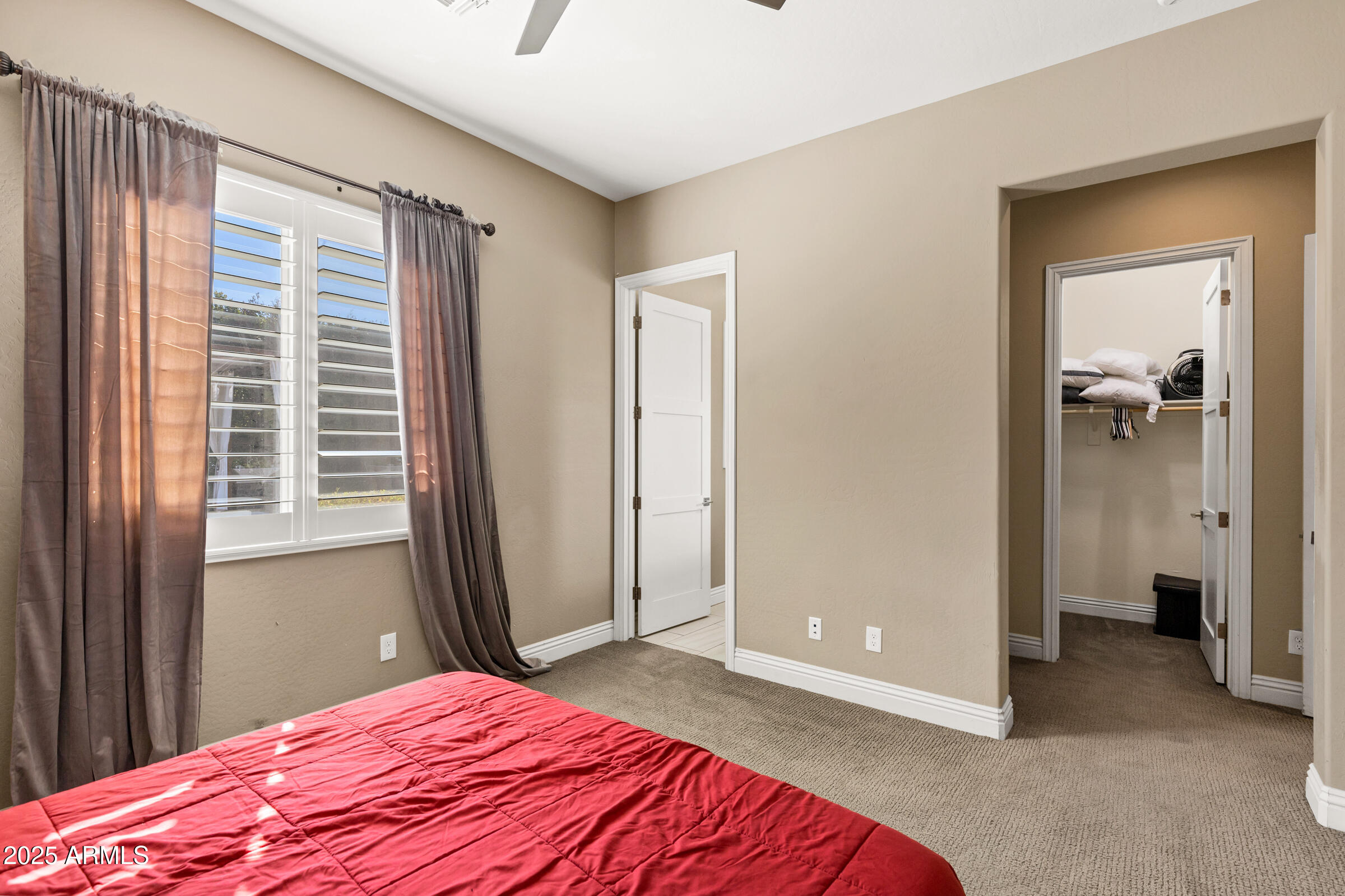 1783 E DESERT BROOM Place