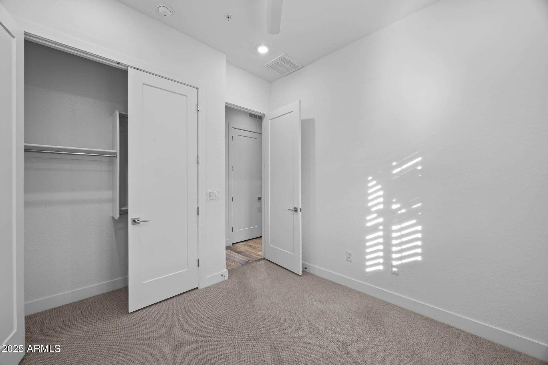 6565 E THOMAS Road 1141