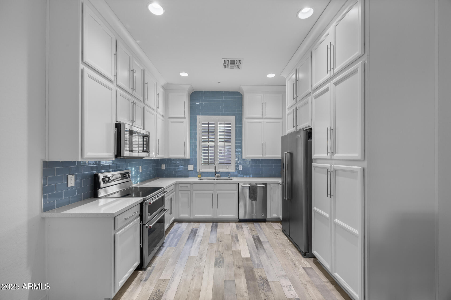 6565 E THOMAS Road 1141