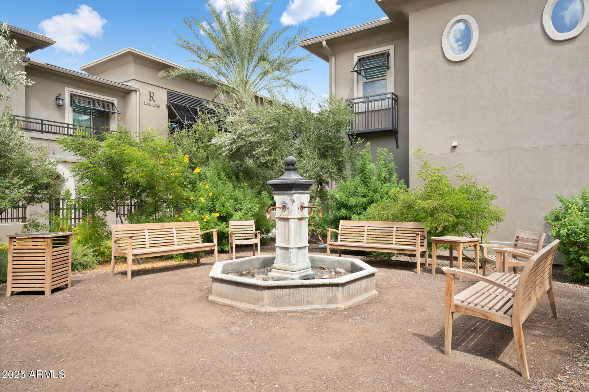 6565 E THOMAS Road 1141