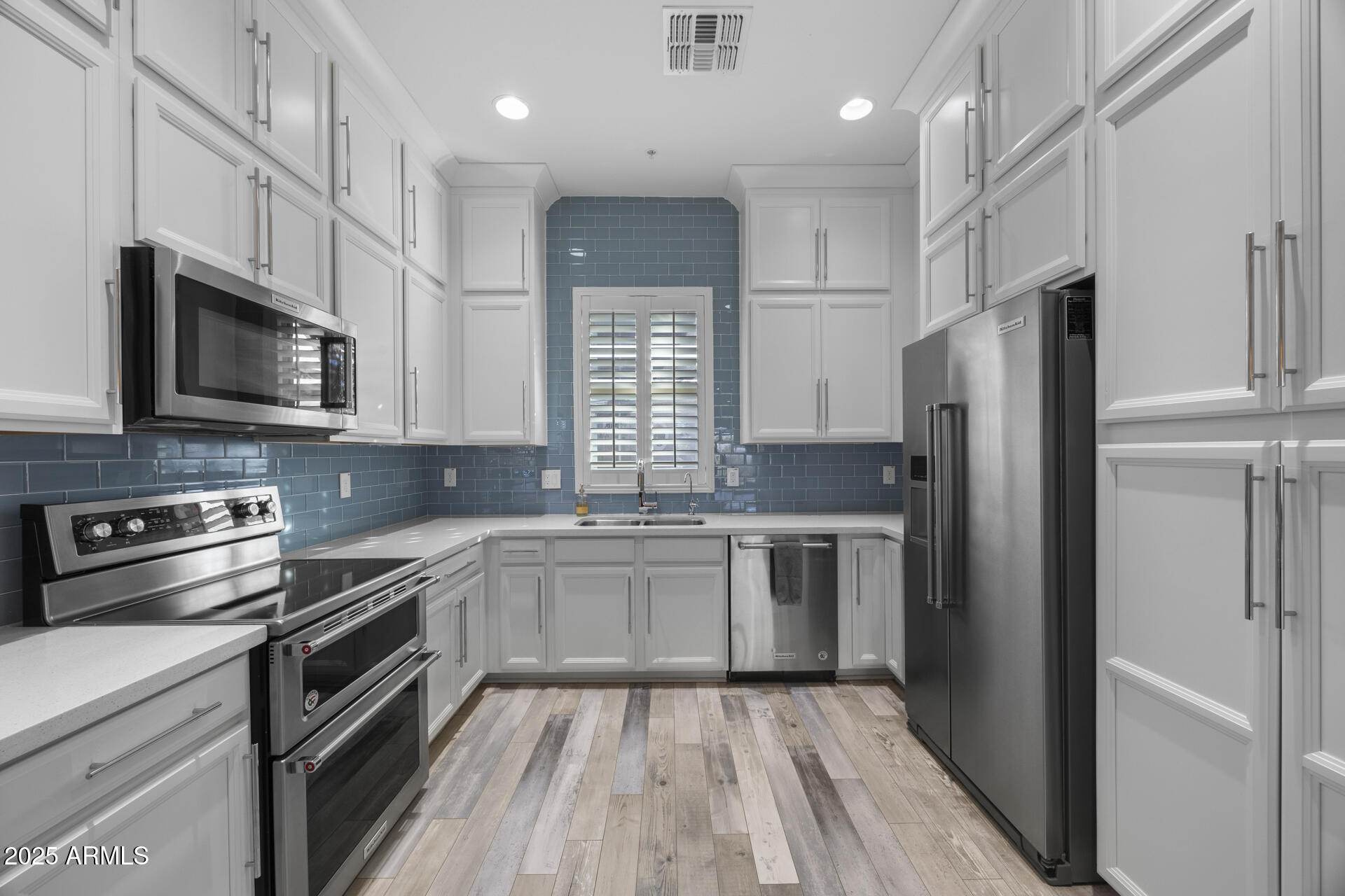 6565 E THOMAS Road 1141