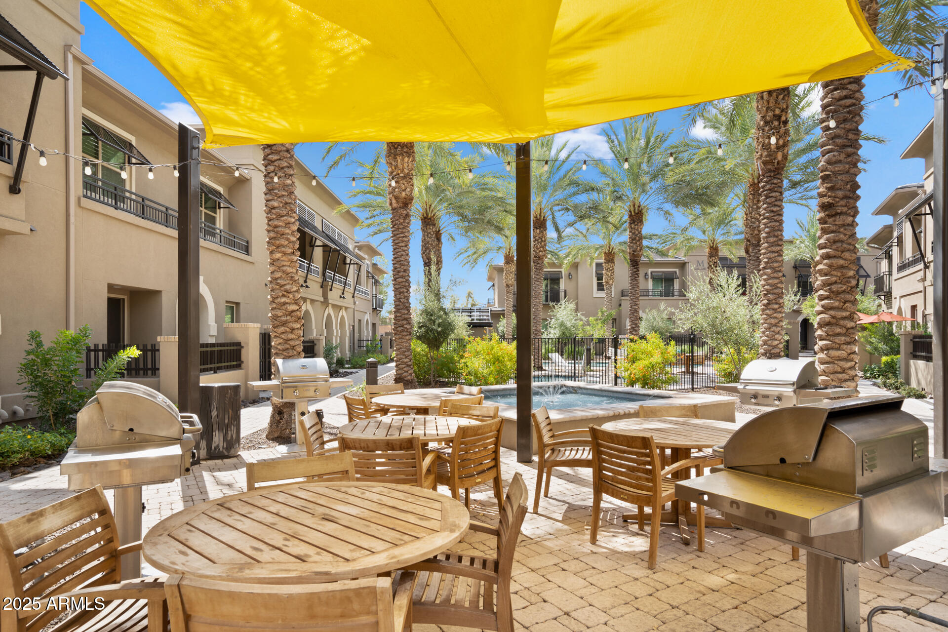6565 E THOMAS Road 1141