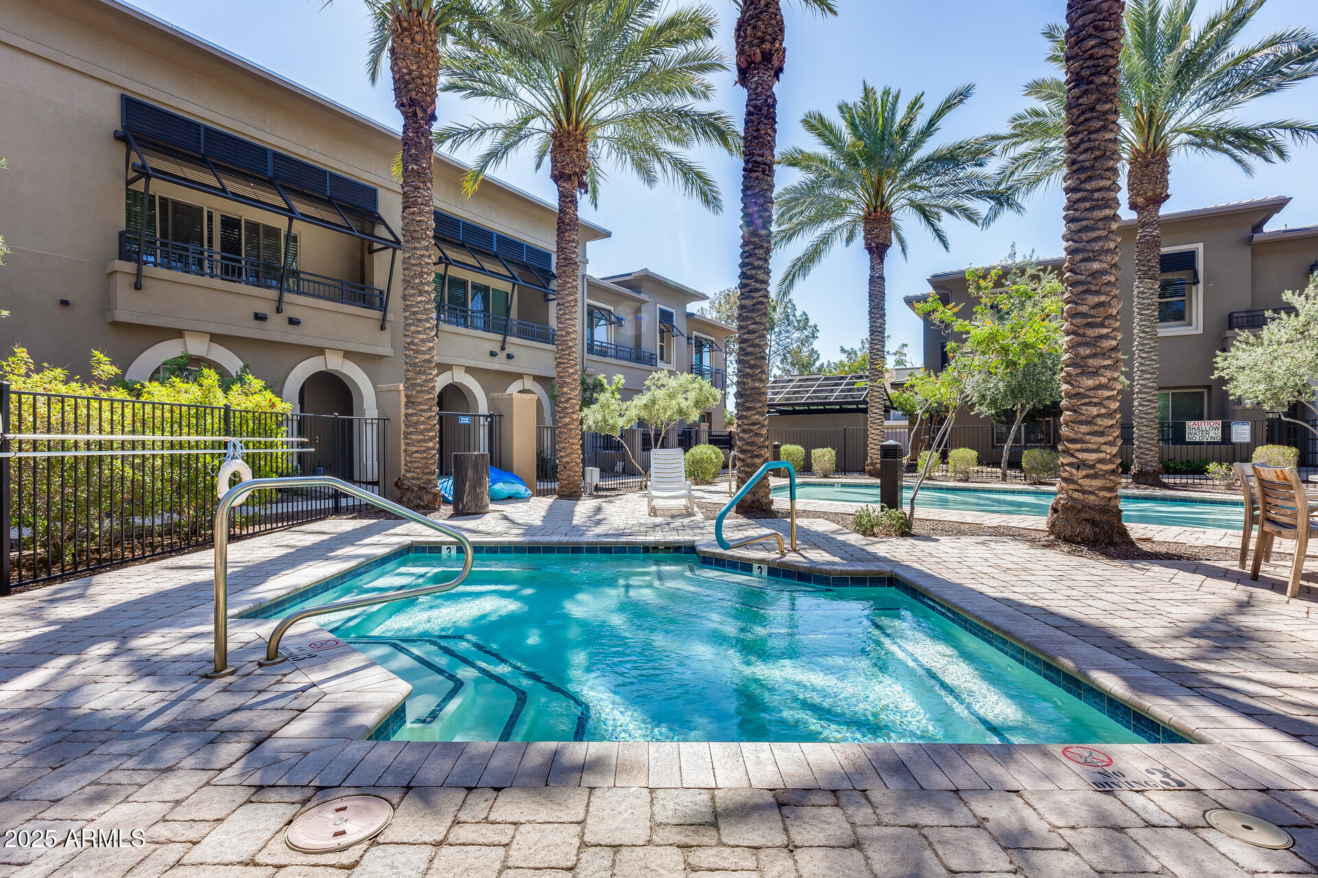 6565 E THOMAS Road 1141