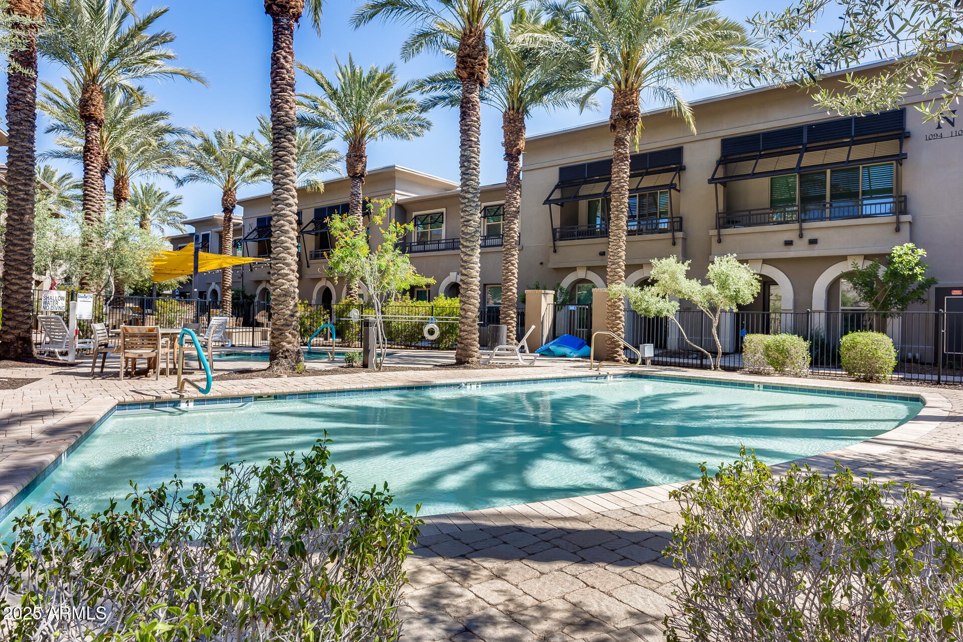 6565 E THOMAS Road 1141