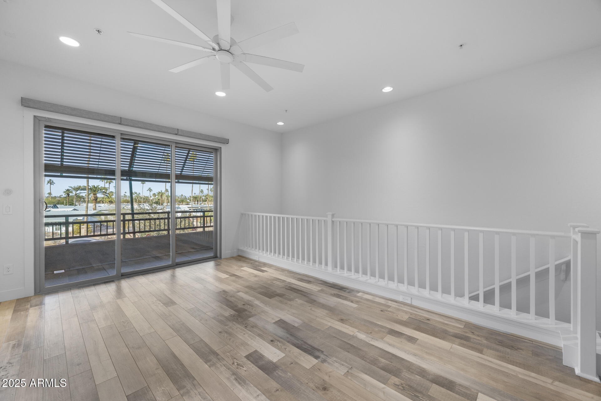 6565 E THOMAS Road 1141