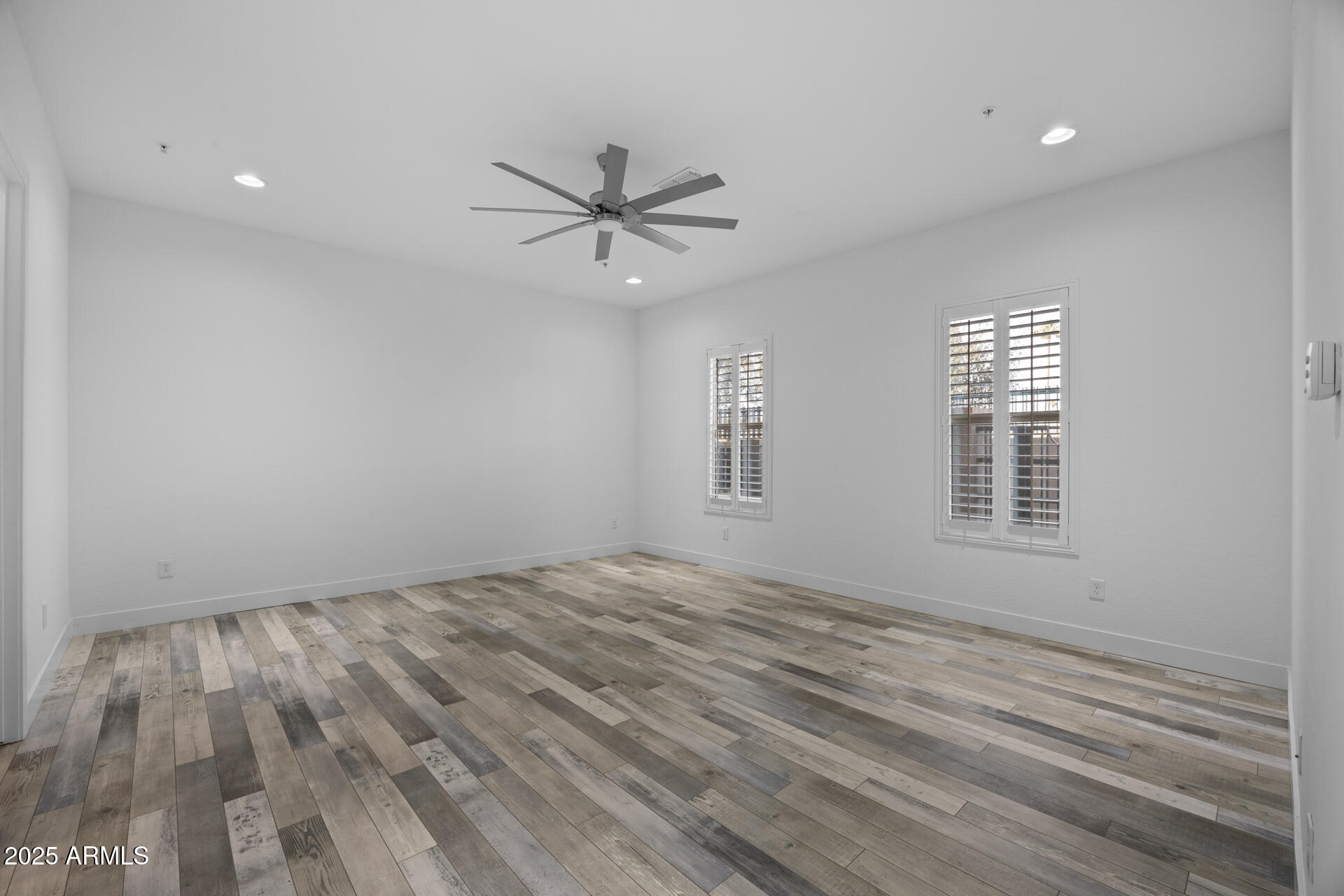 6565 E THOMAS Road 1141