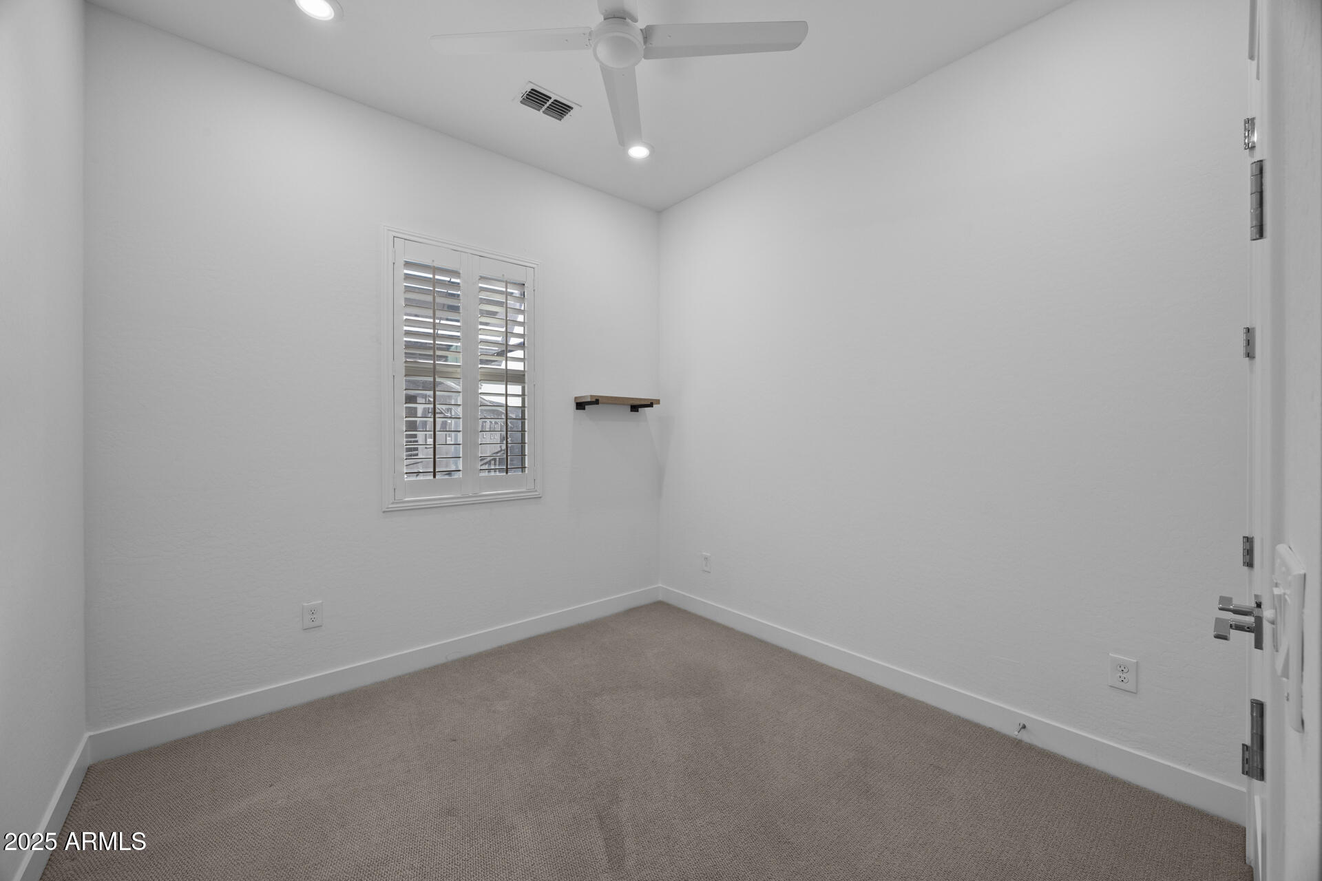 6565 E THOMAS Road 1141