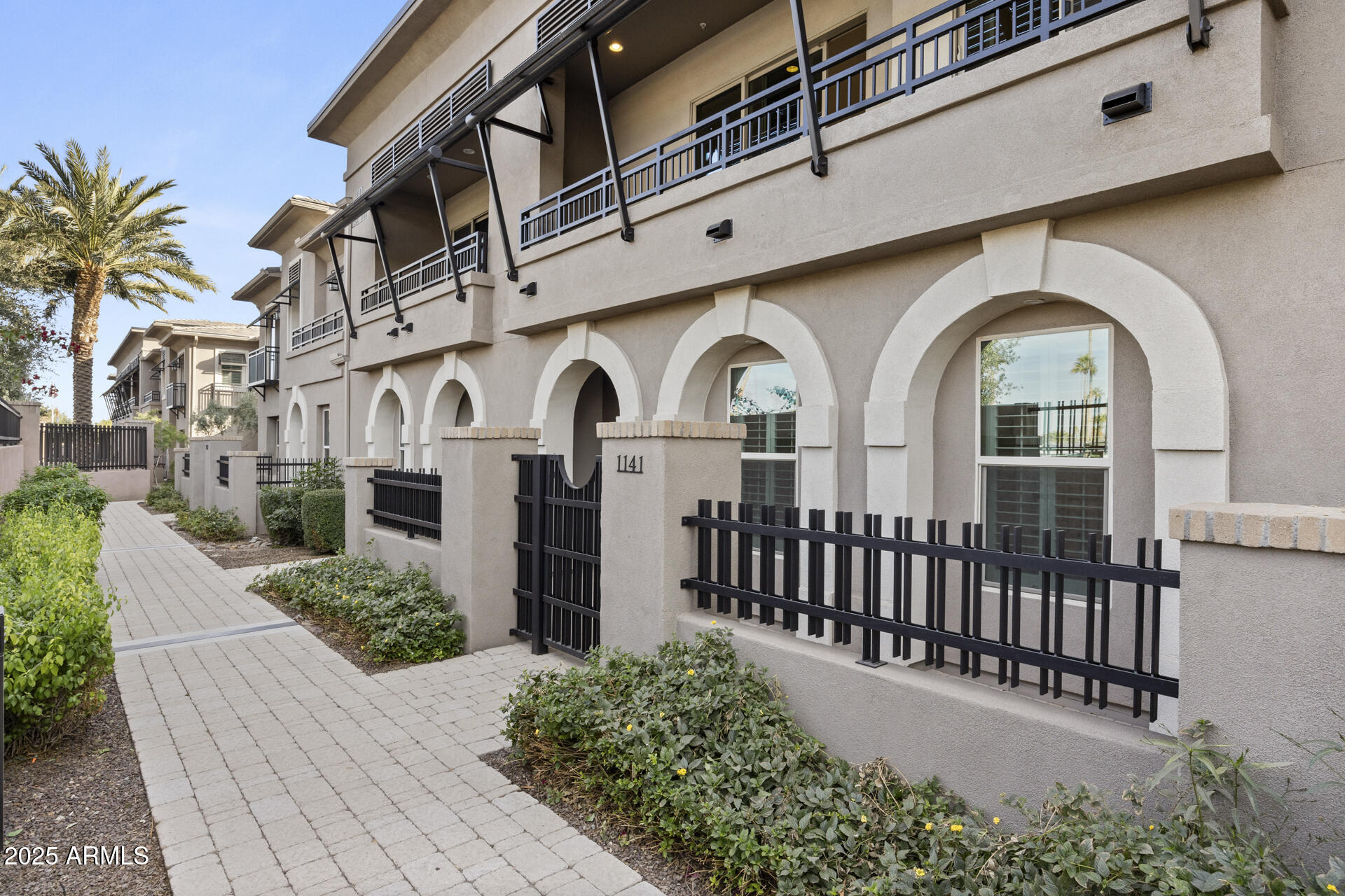 6565 E THOMAS Road 1141