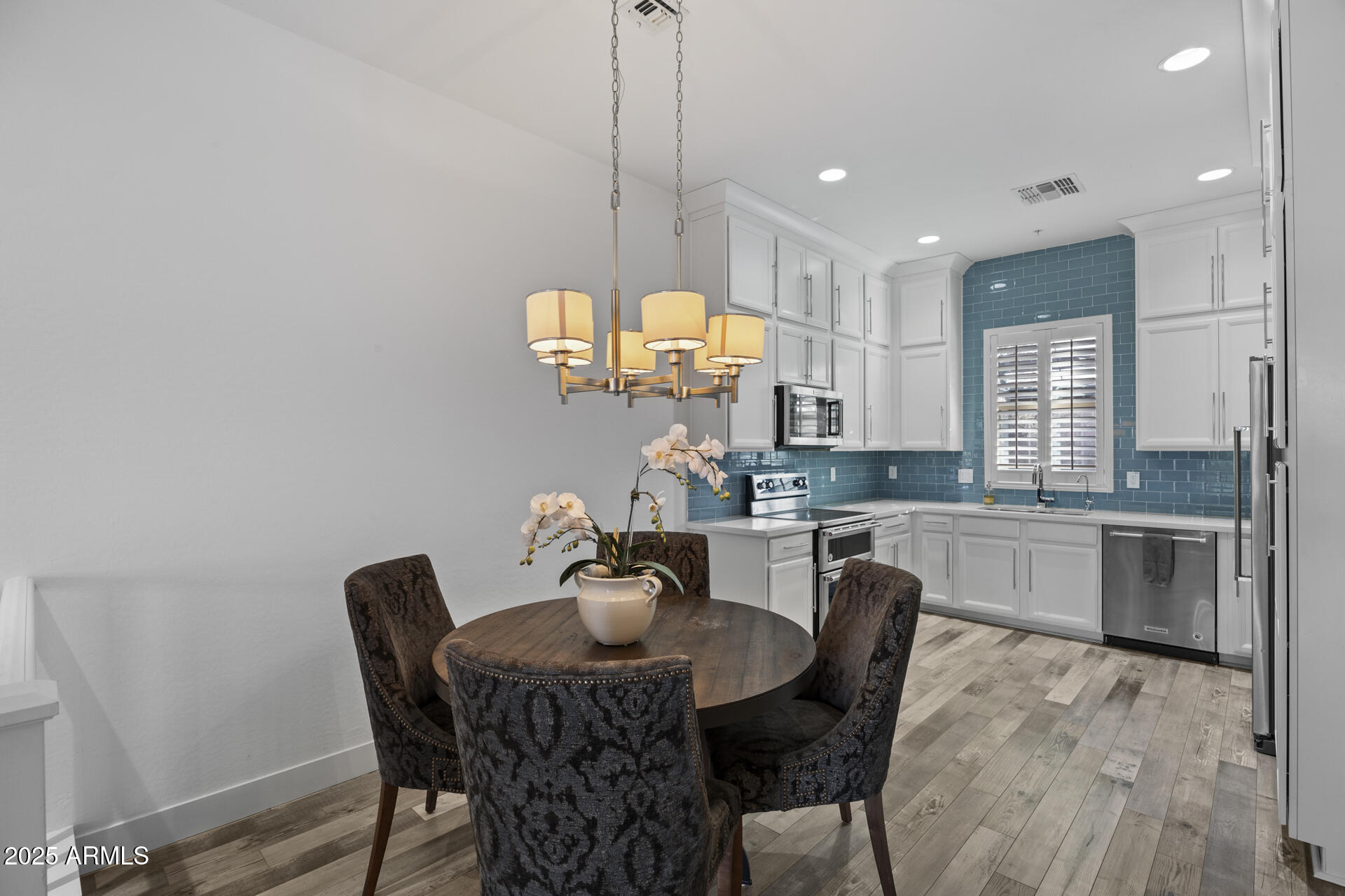 6565 E THOMAS Road 1141