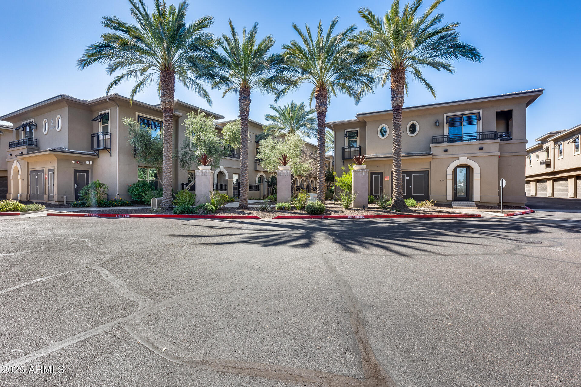 6565 E THOMAS Road 1141