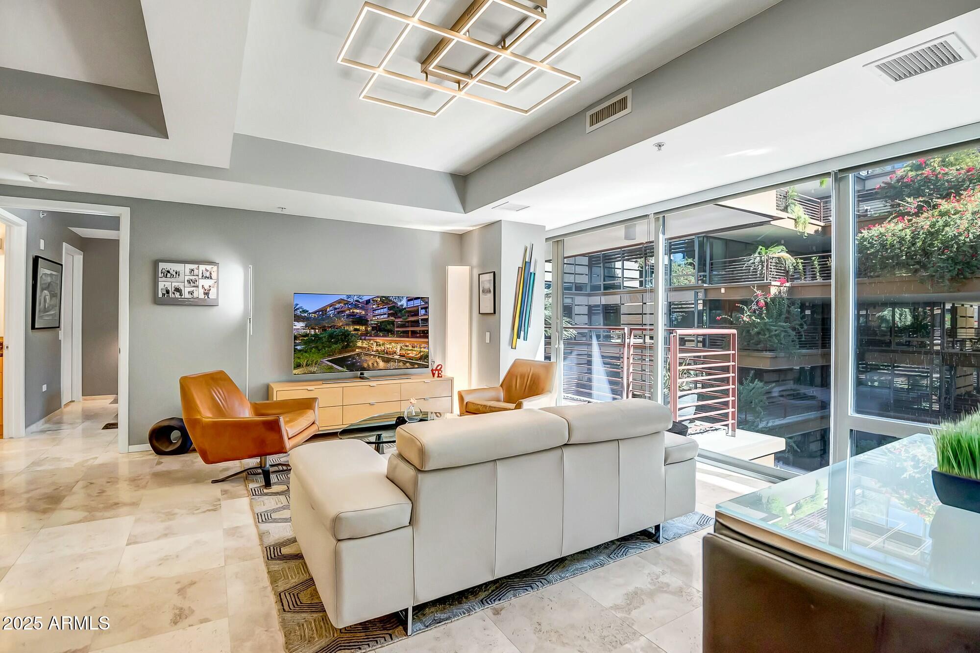 7131 E RANCHO VISTA Drive 3002