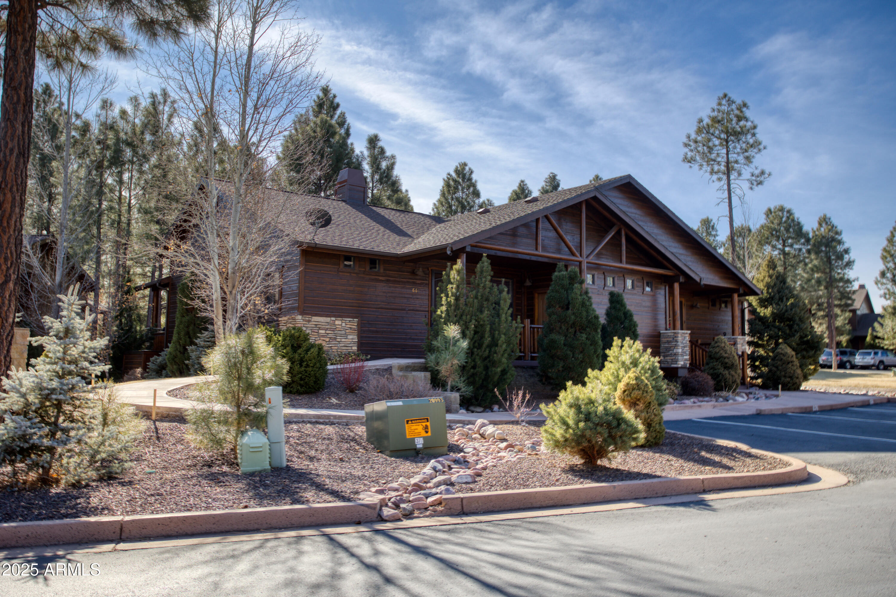 661 S SPIREA Lane