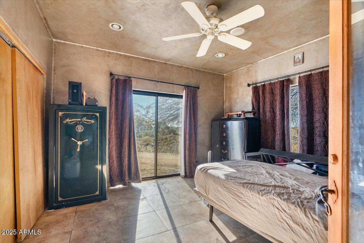 42221 N DEER TRAIL Road
