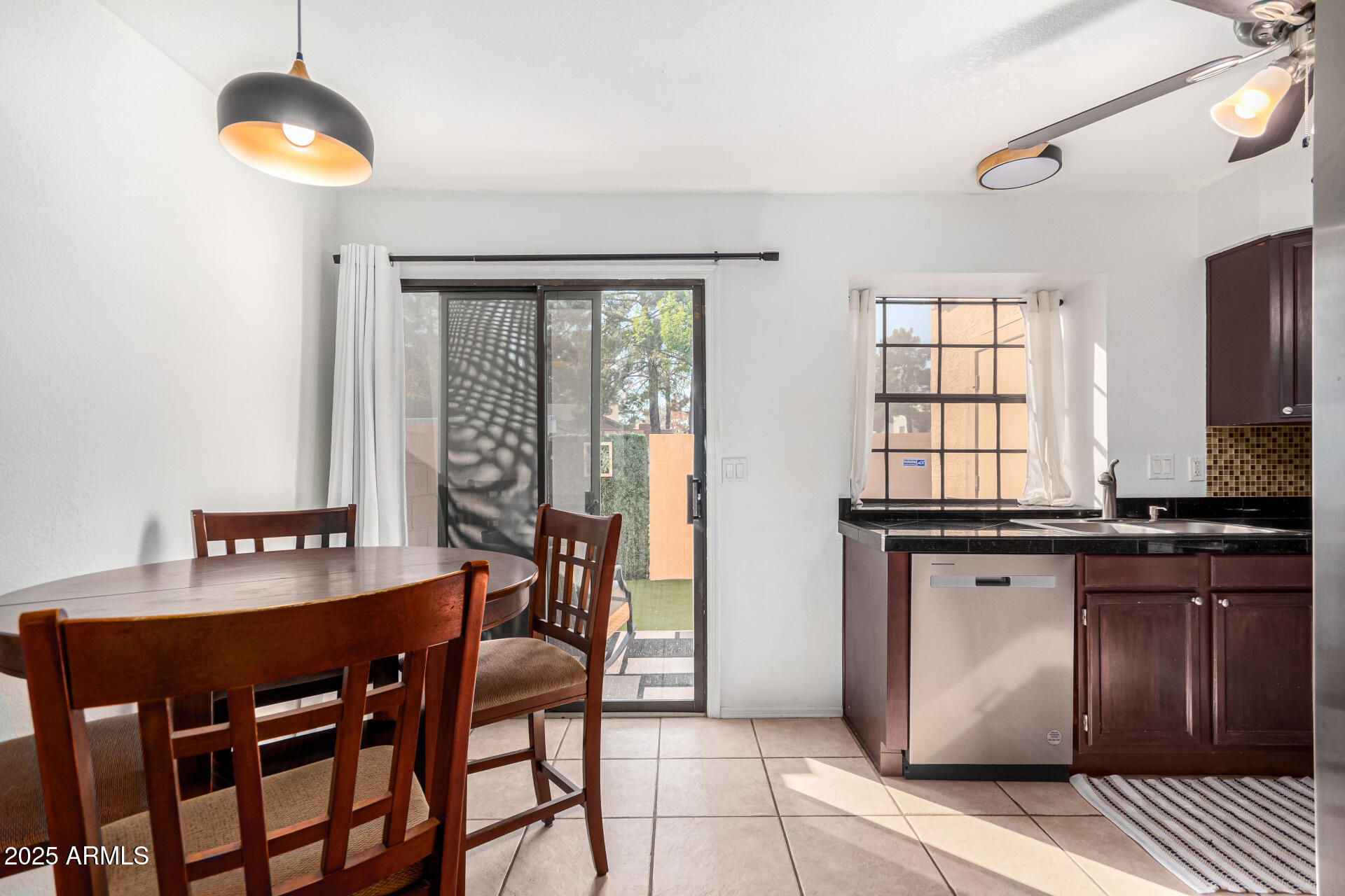 5704 E AIRE LIBRE Avenue 1209