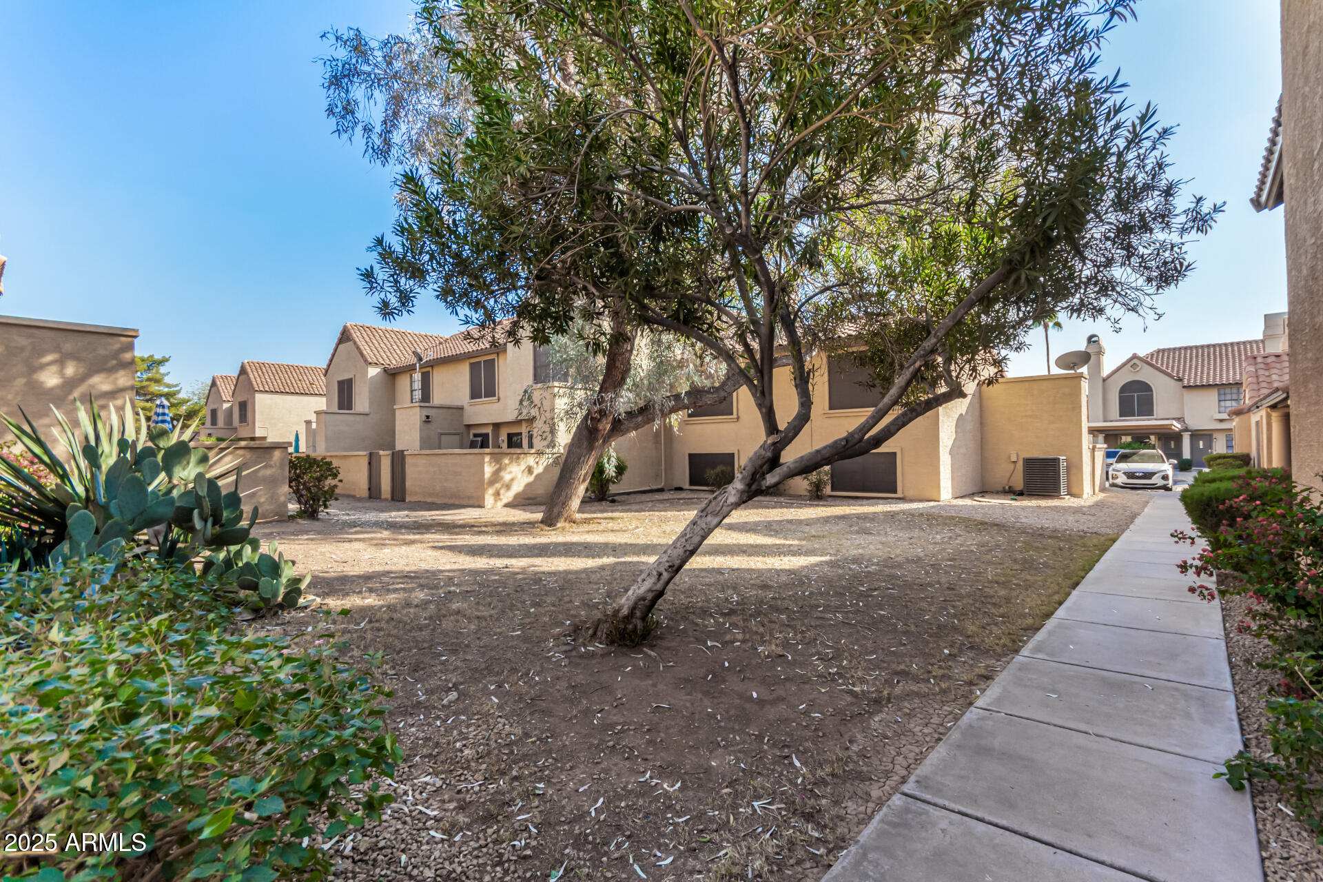 5704 E AIRE LIBRE Avenue 1209
