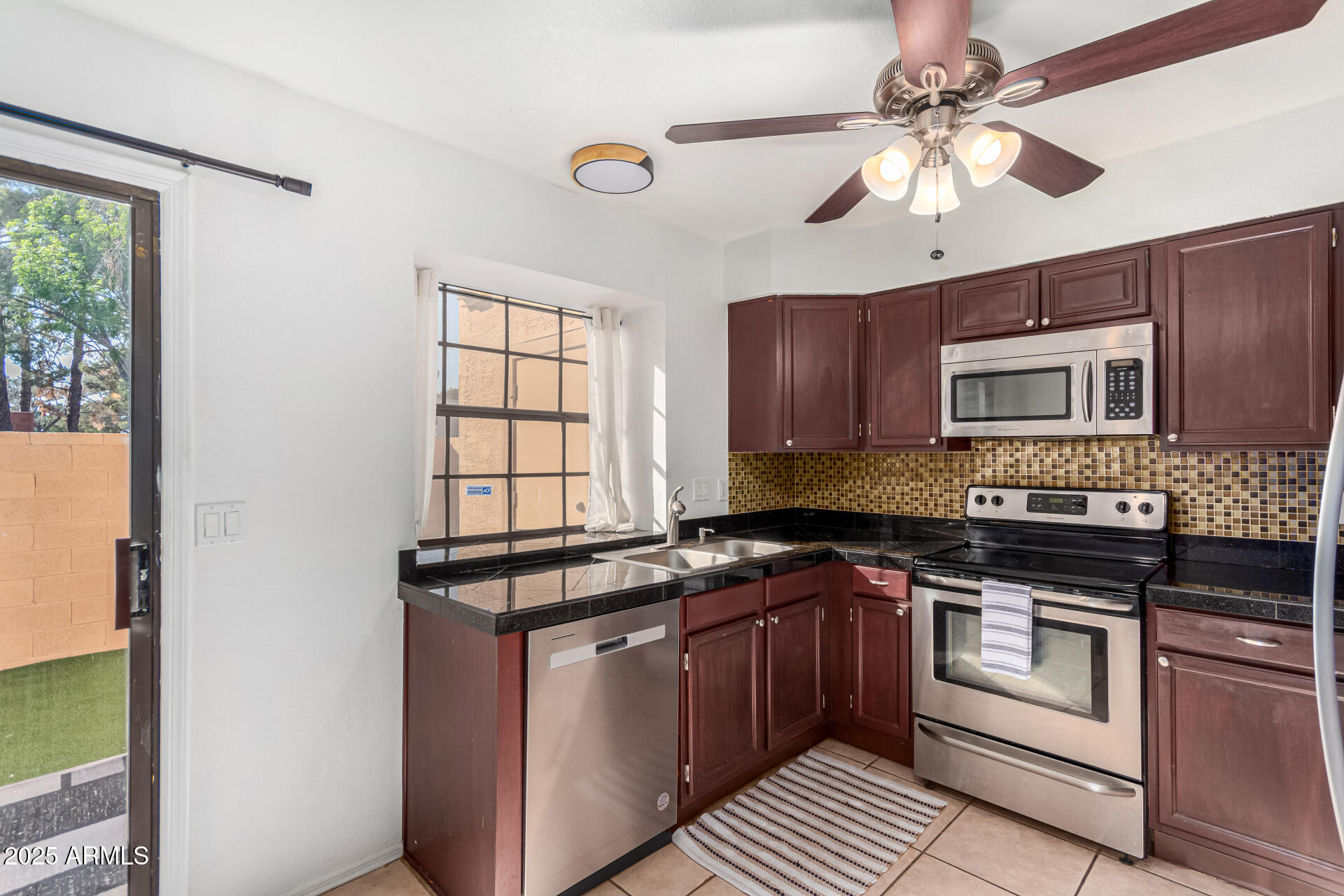 5704 E AIRE LIBRE Avenue 1209