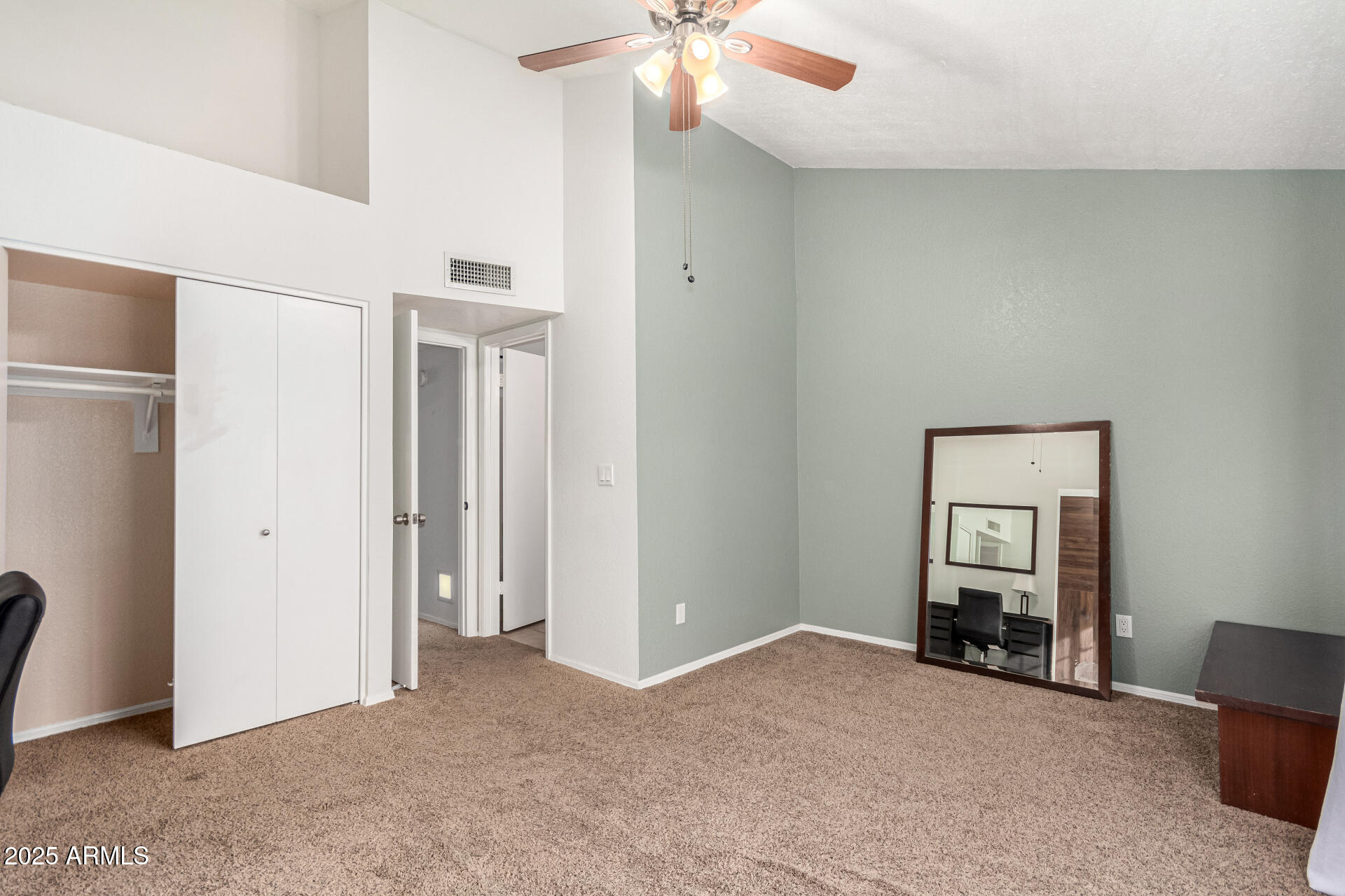 5704 E AIRE LIBRE Avenue 1209