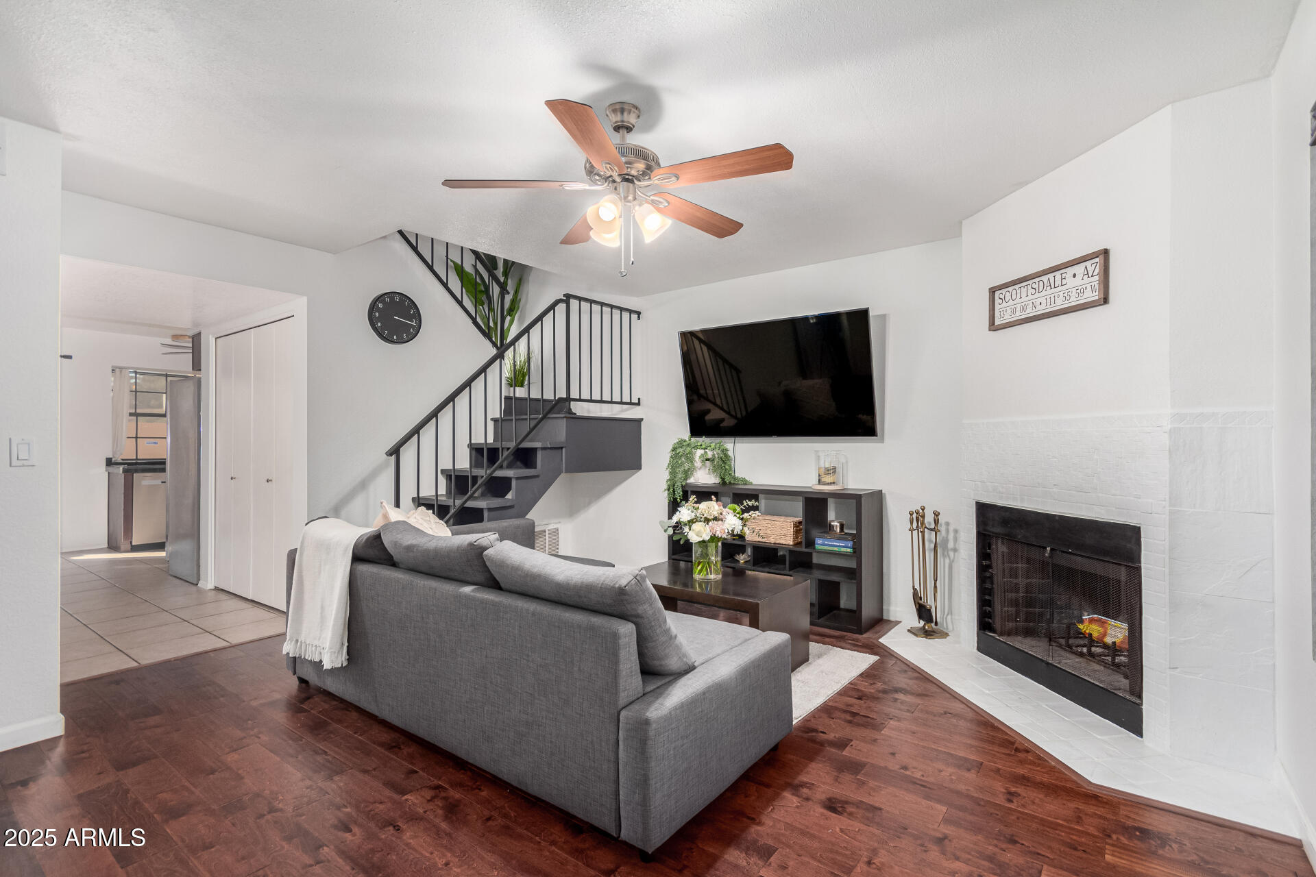 5704 E AIRE LIBRE Avenue 1209