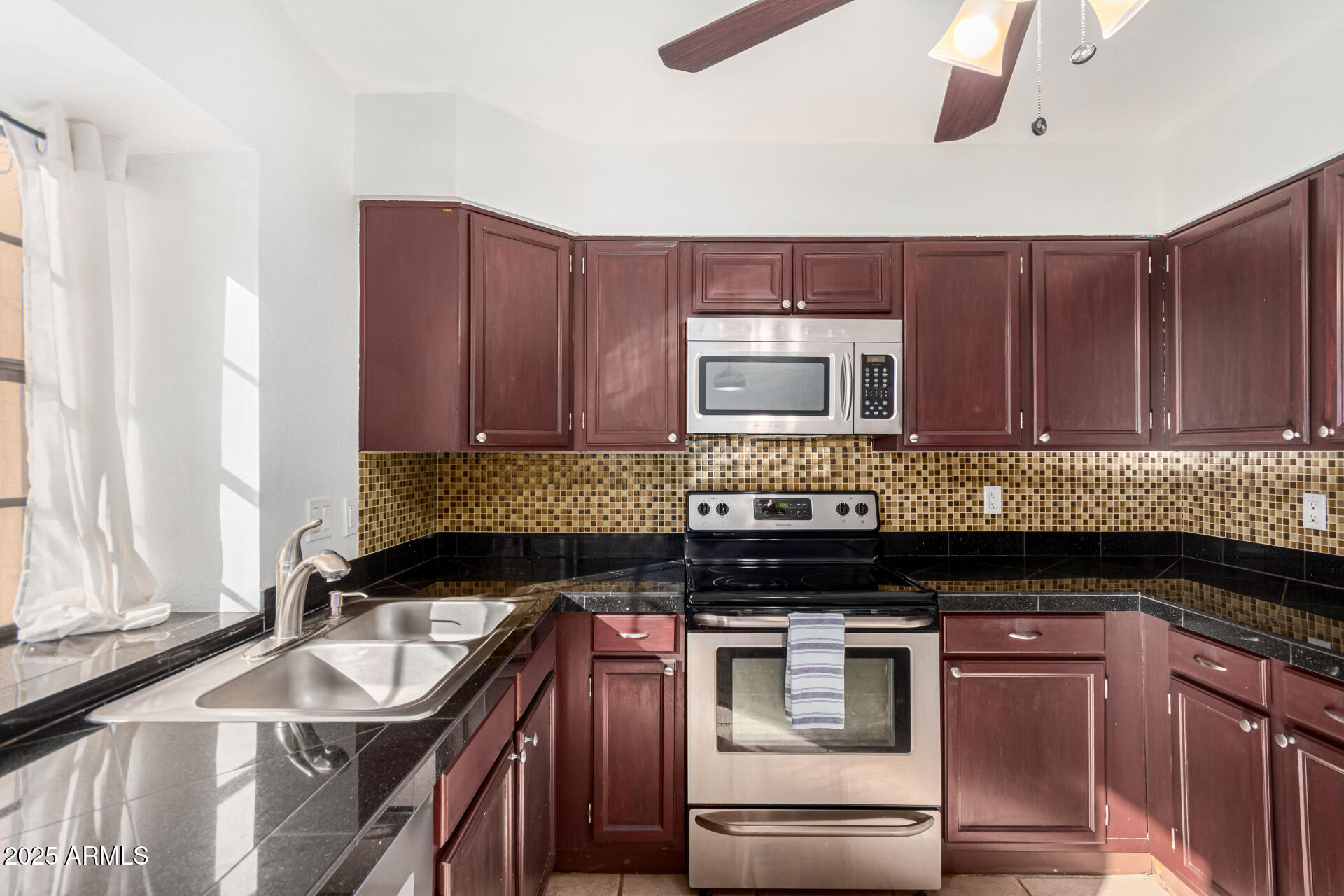 5704 E AIRE LIBRE Avenue 1209