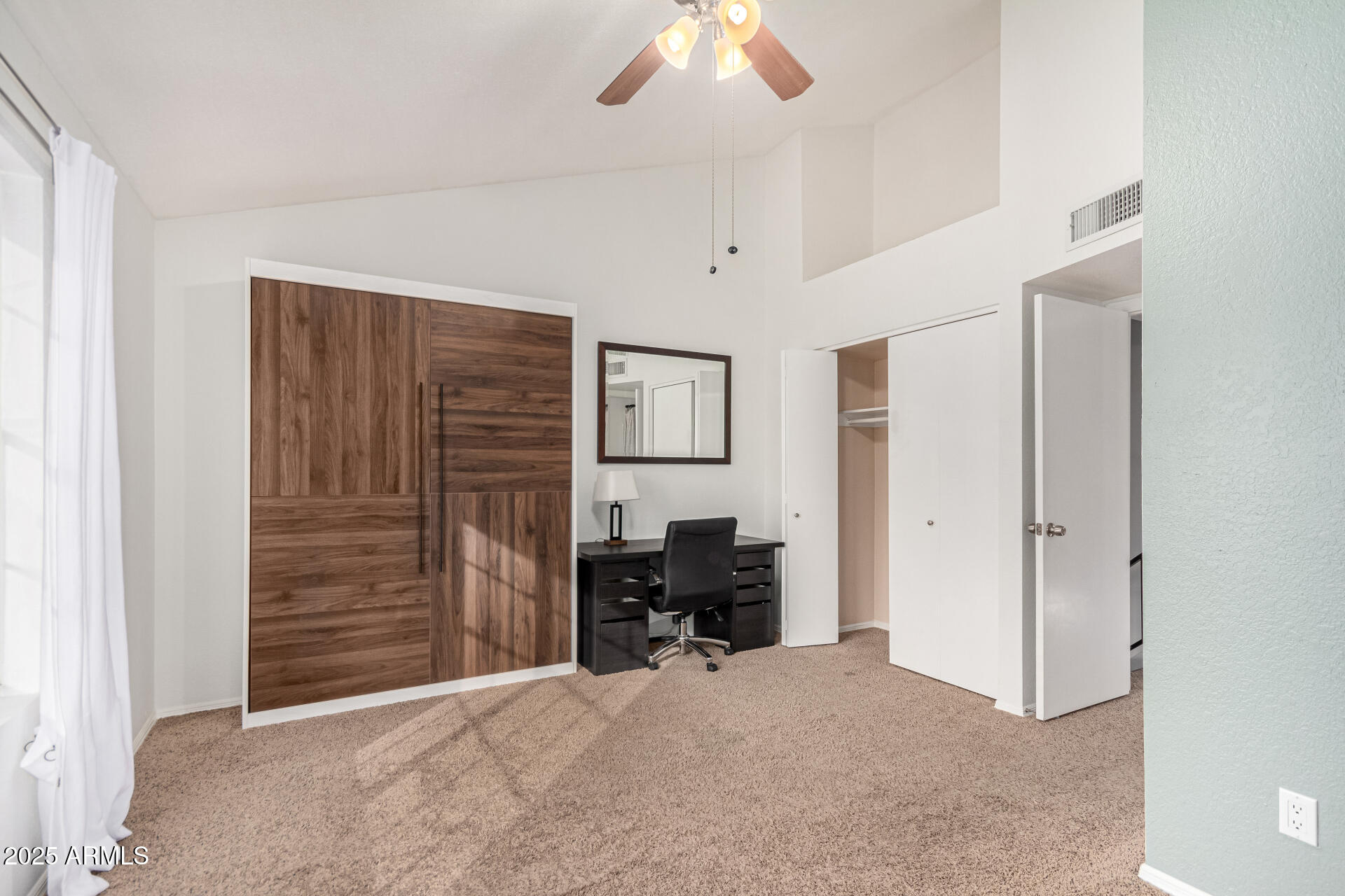 5704 E AIRE LIBRE Avenue 1209