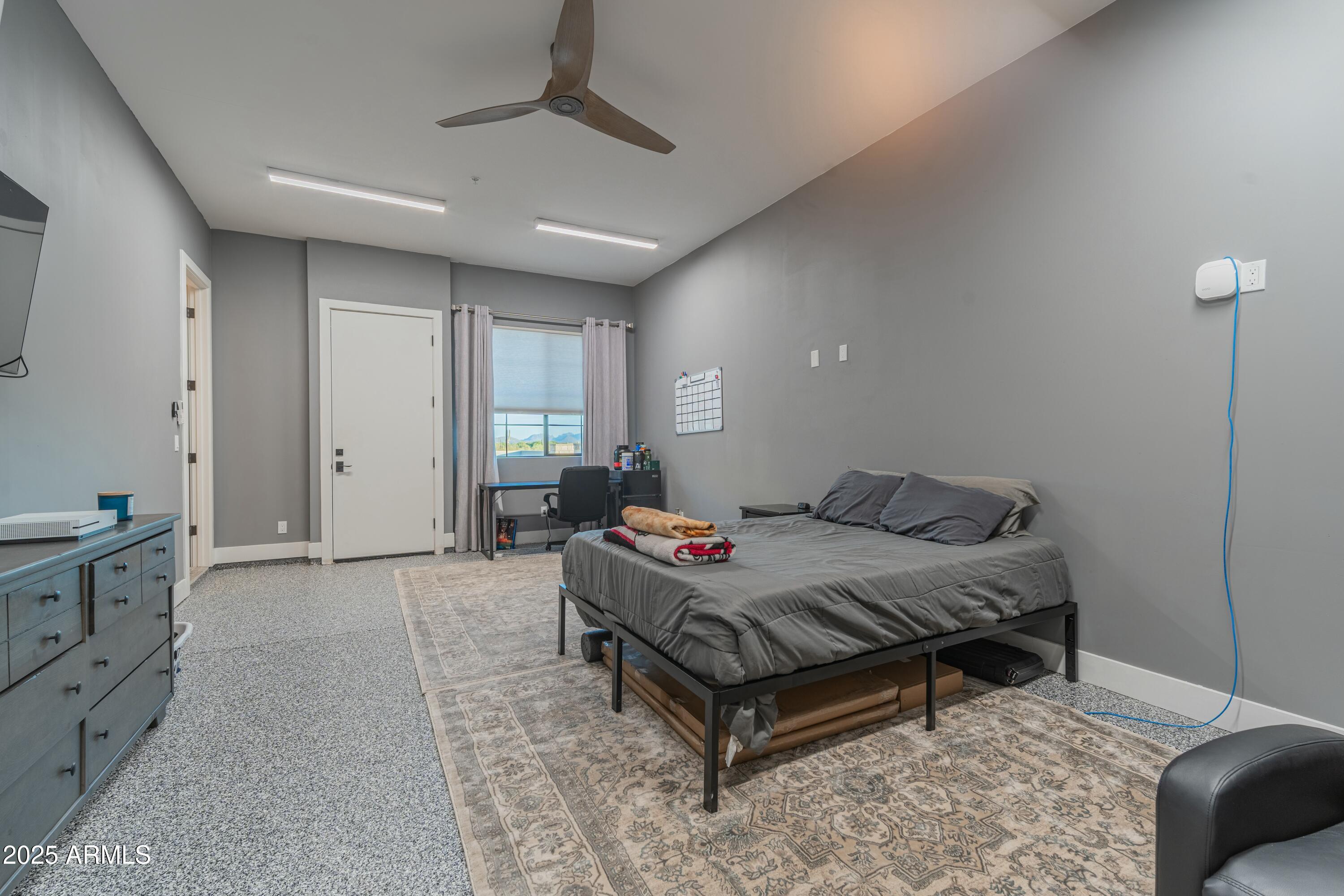 3162 E DOLORES Road