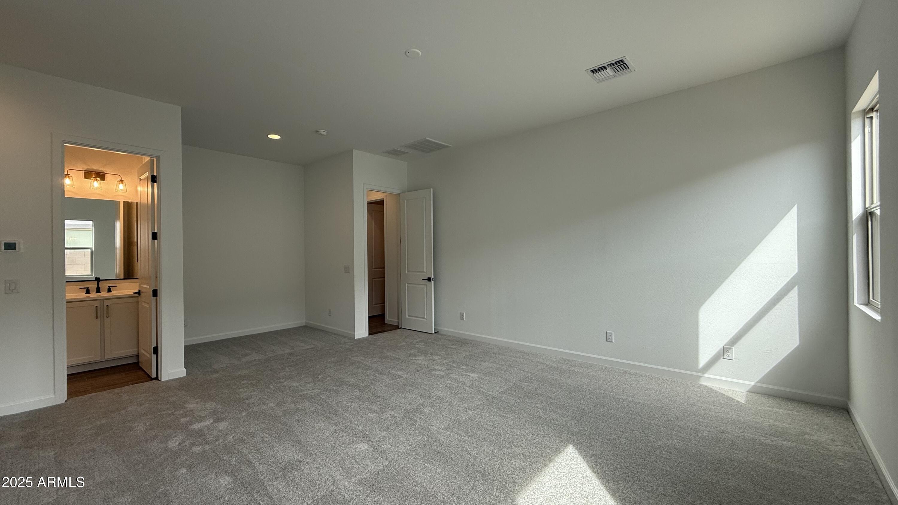 11453 E UTAH Avenue