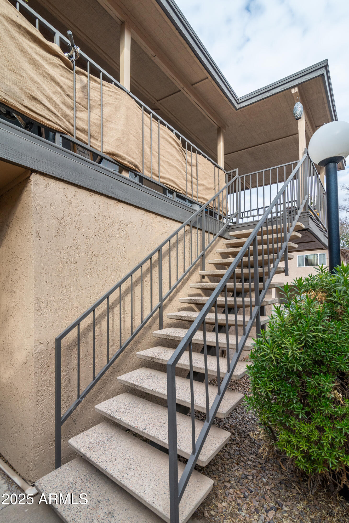 1125 N 84TH Place