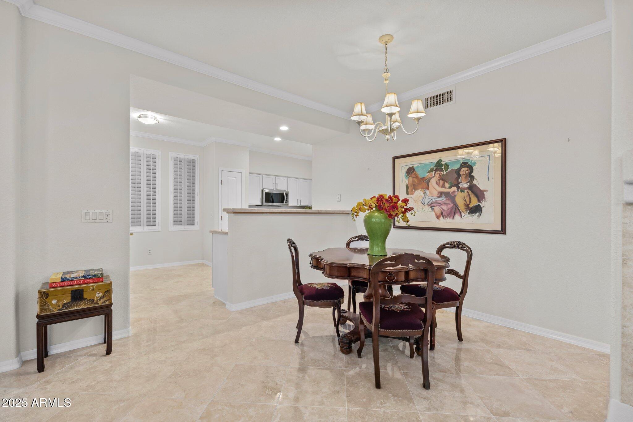 15221 N CLUBGATE Drive 1141