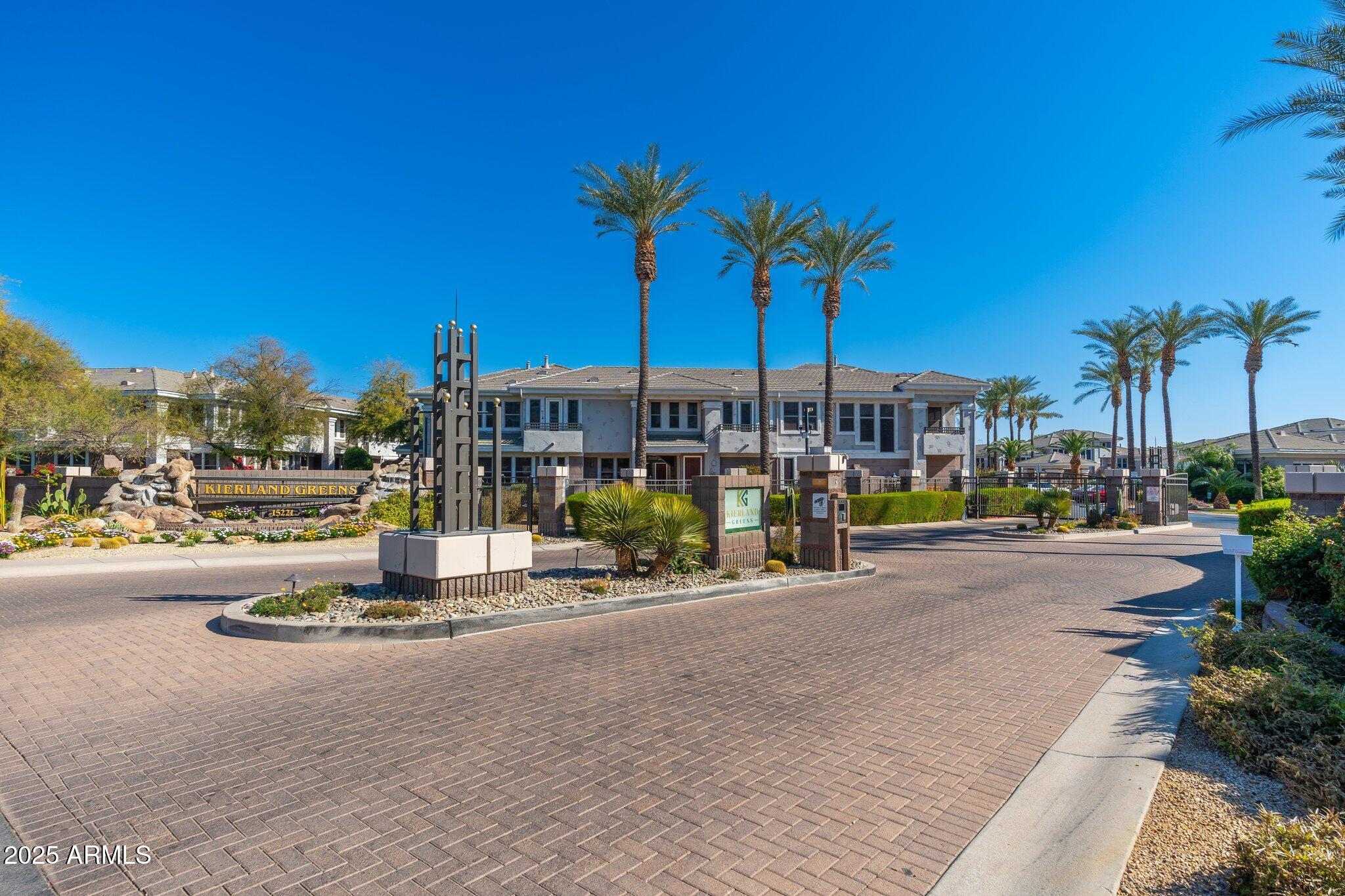 15221 N CLUBGATE Drive 1141