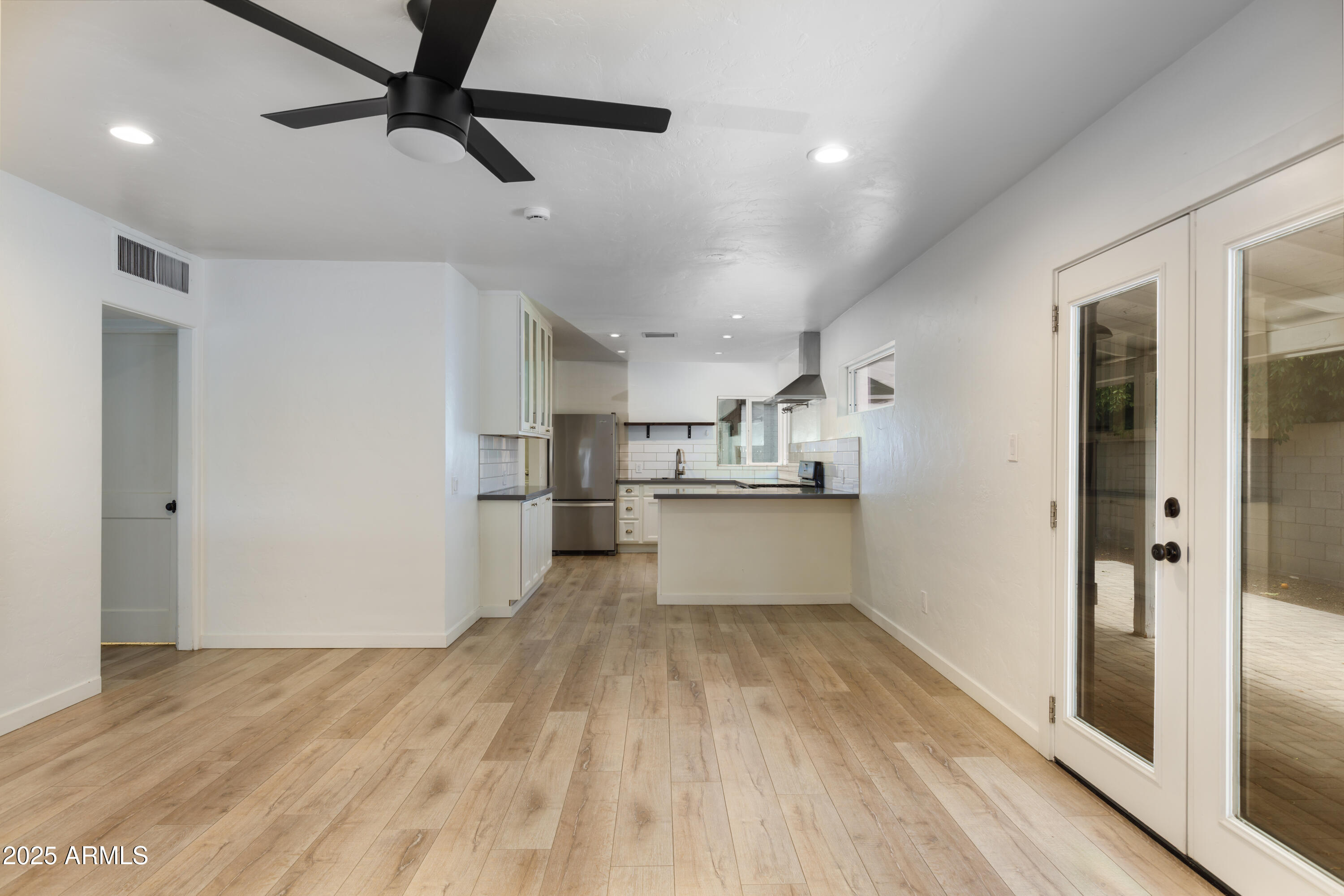 11 W MCLELLAN Boulevard