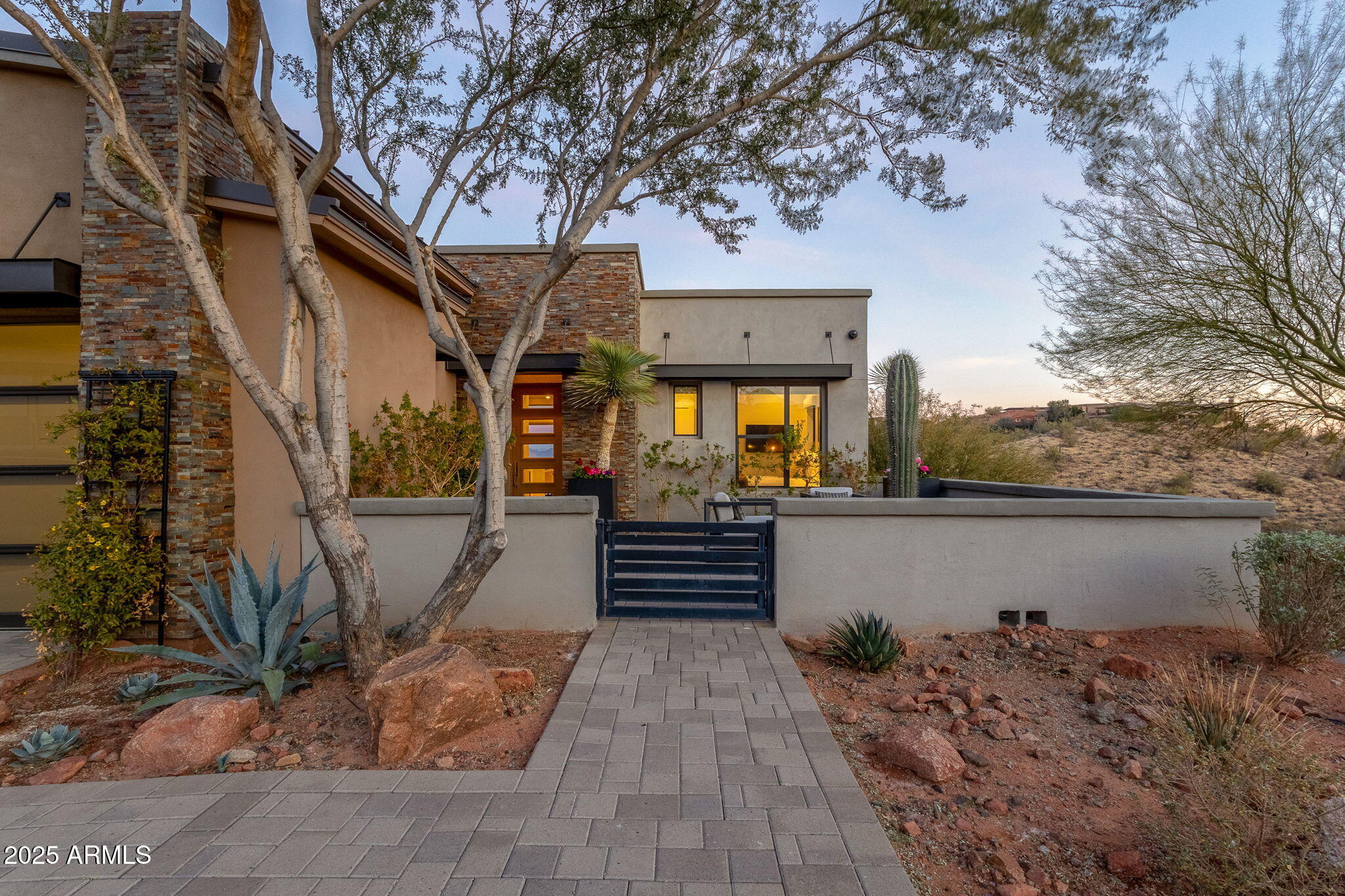 15949 E RIDGESTONE Drive