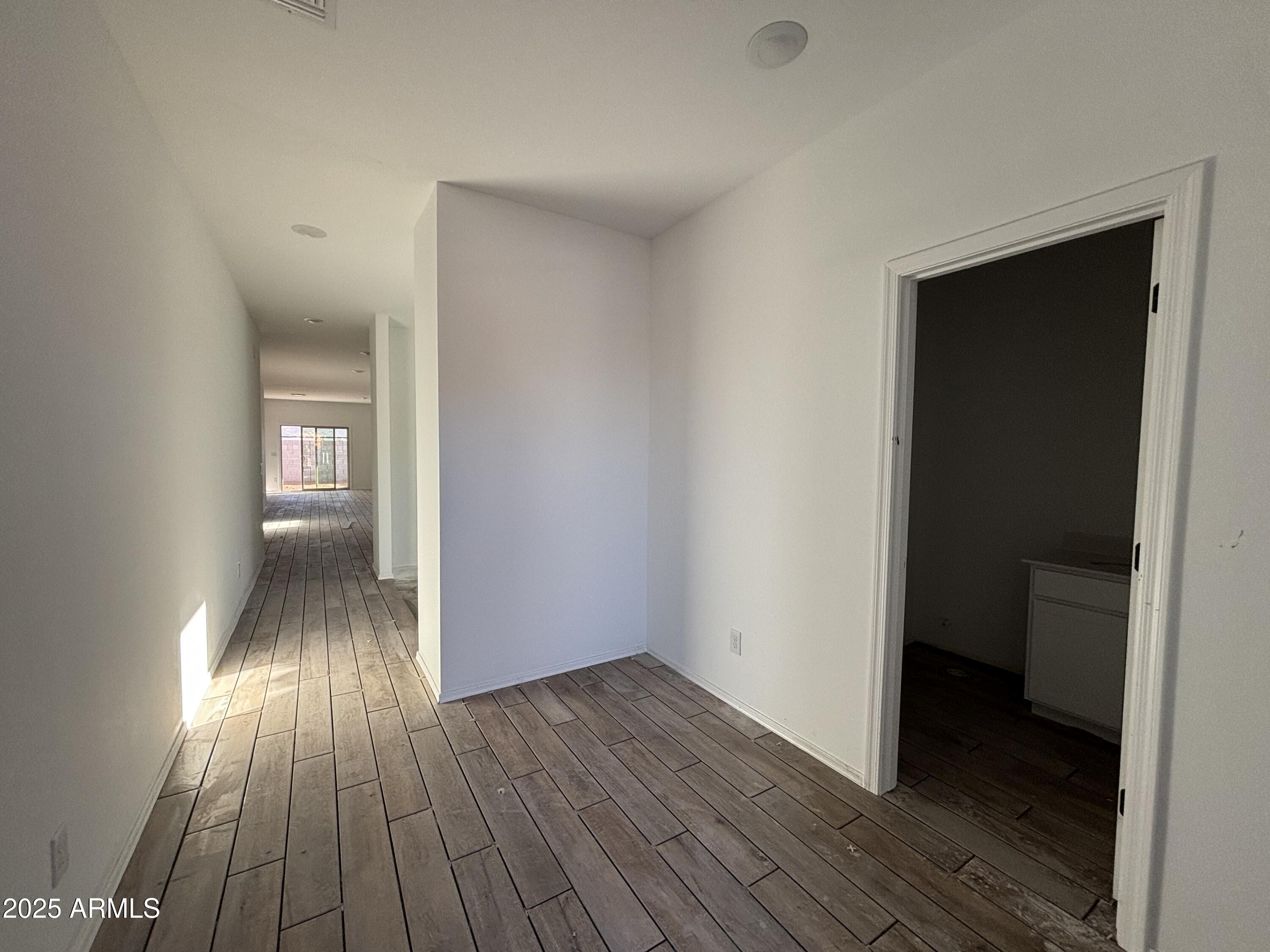 47477 W KENNER Drive