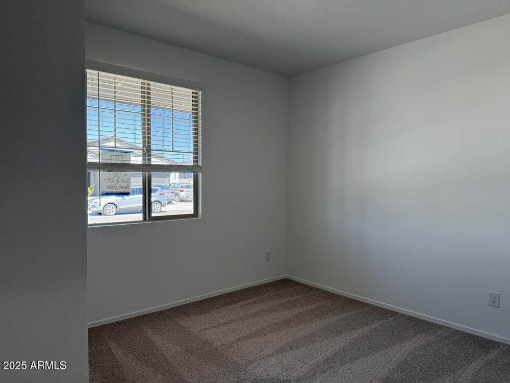 24107 W SUNLAND Avenue