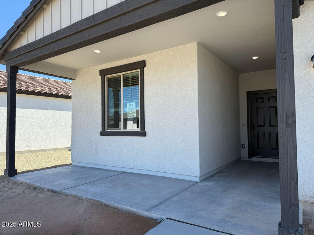 24107 W SUNLAND Avenue