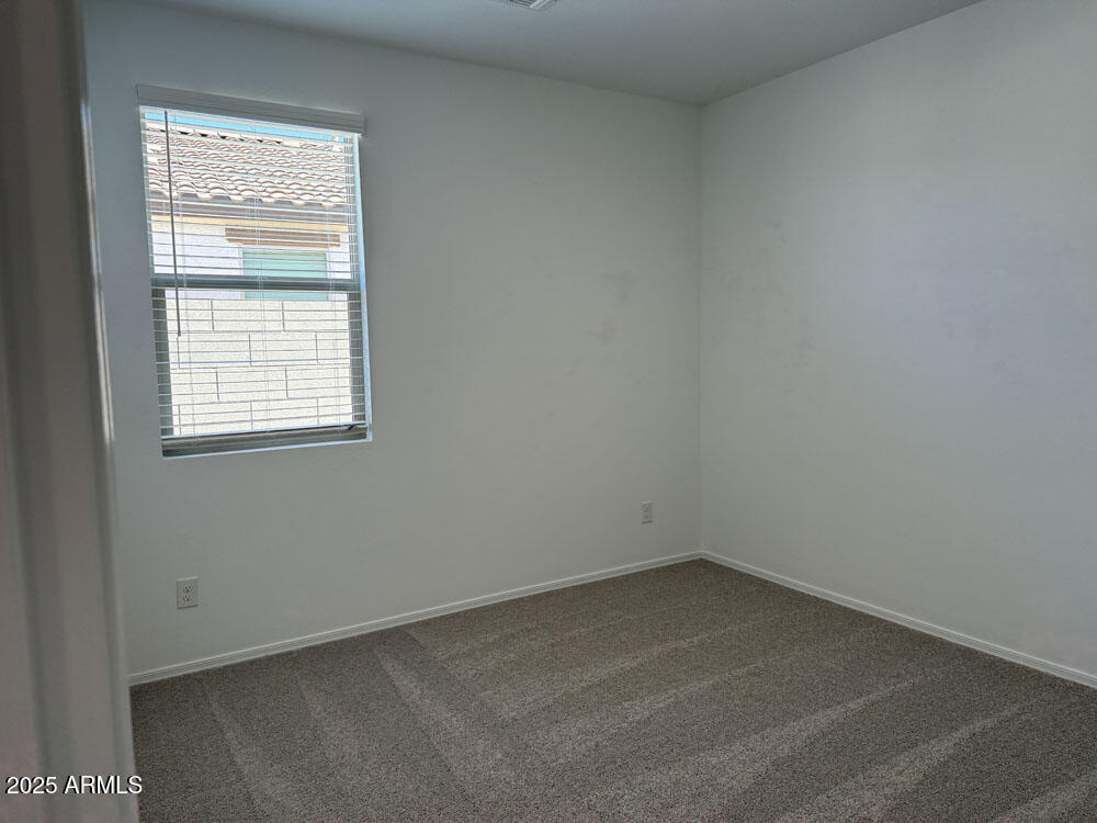 24107 W SUNLAND Avenue